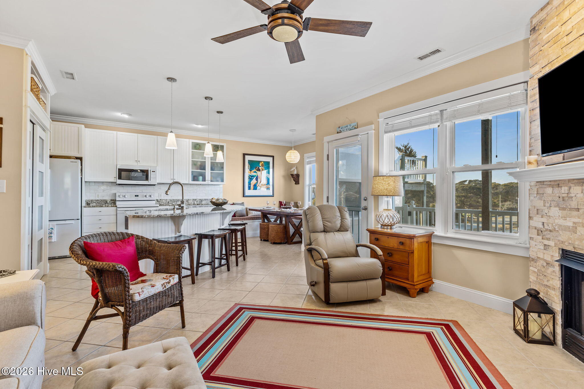 112 Oakleaf Drive 1002-a Property Photo 5