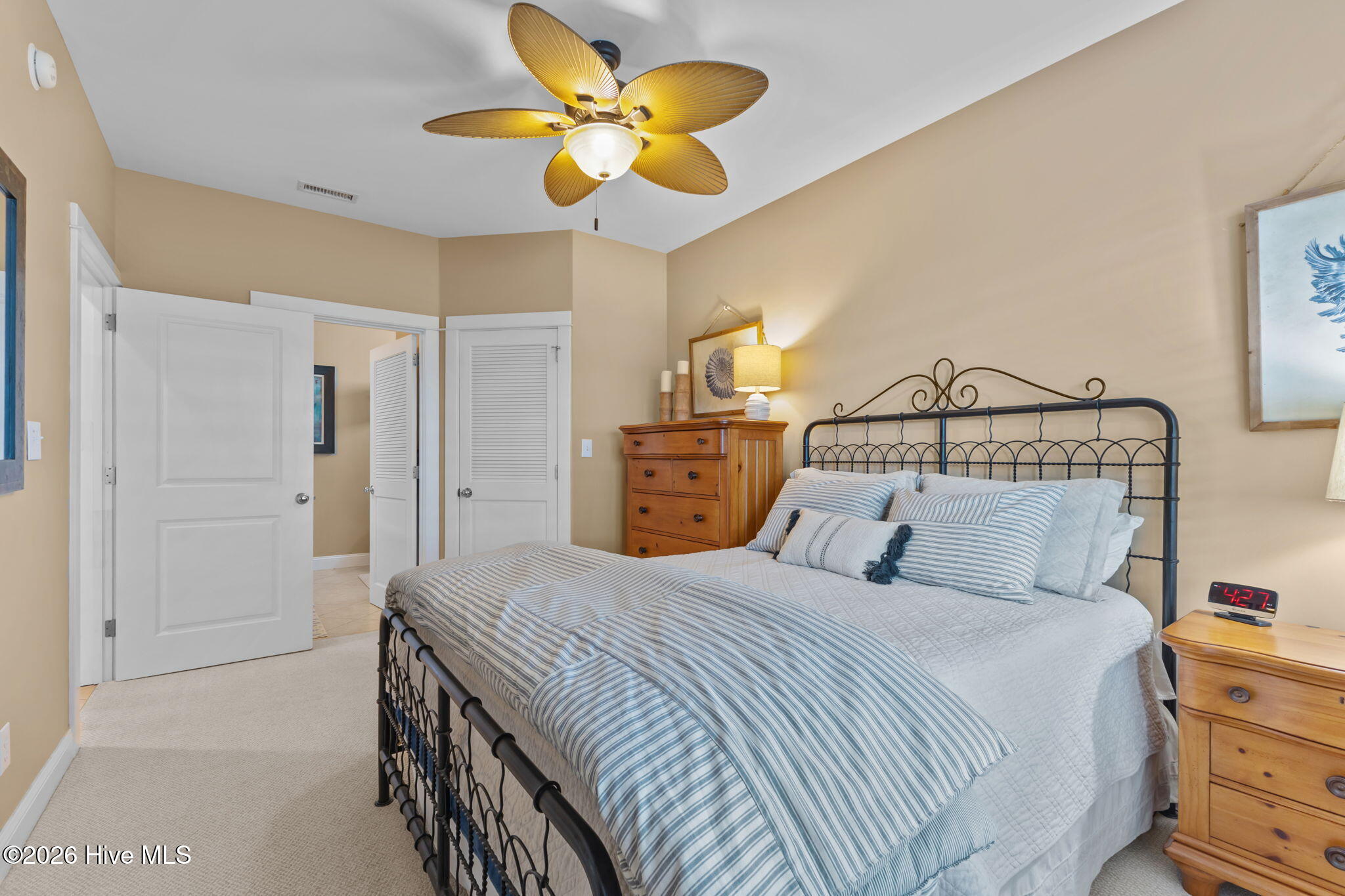 112 Oakleaf Drive 1002-a Property Photo 17