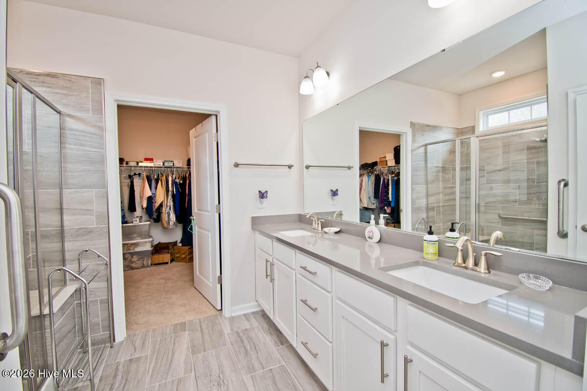1001 Alizarin Lane Property Photo 25