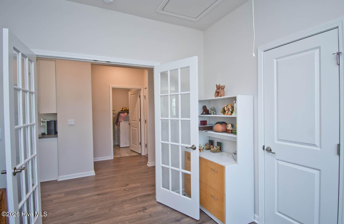 1001 Alizarin Lane Property Photo 30