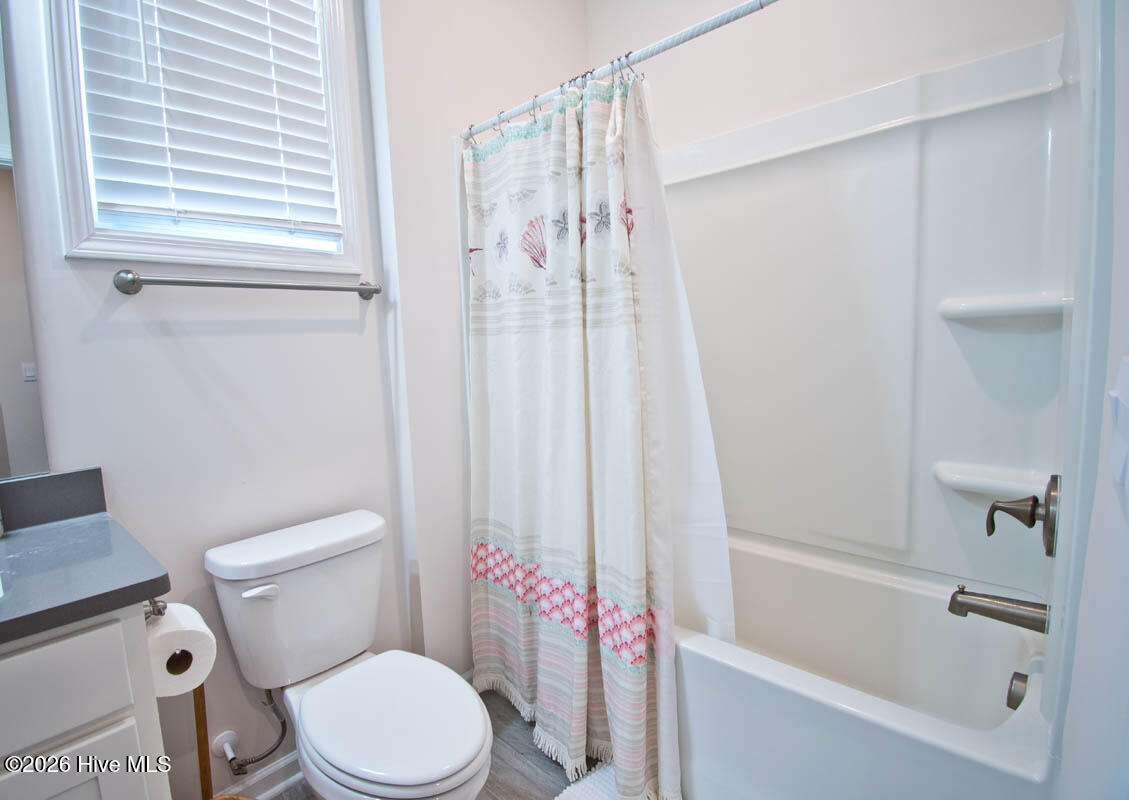 1001 Alizarin Lane Property Photo 36