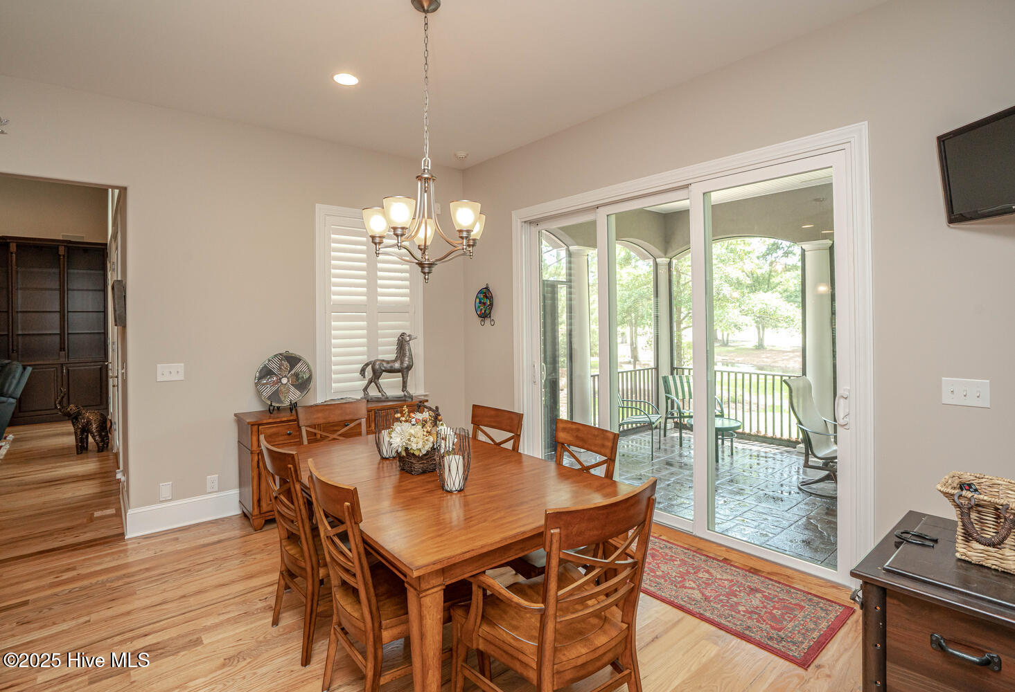 545 Gladstone Circle Sw Property Photo 22