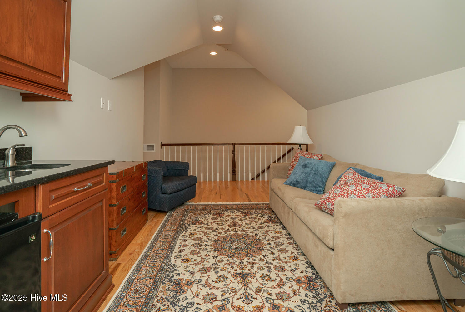 545 Gladstone Circle Sw Property Photo 32