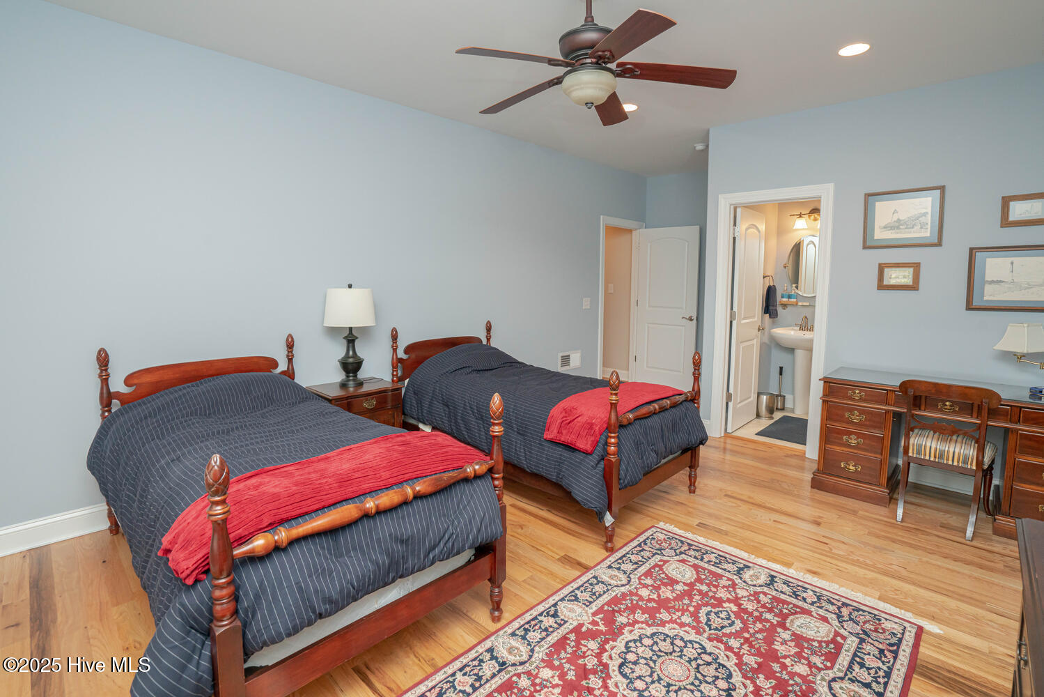 545 Gladstone Circle Sw Property Photo 41