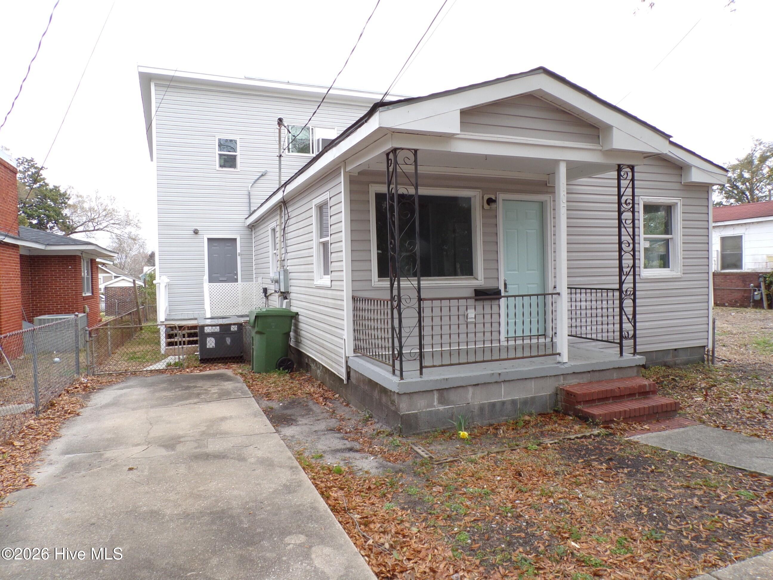 107 S 10th Street Property Photo 1