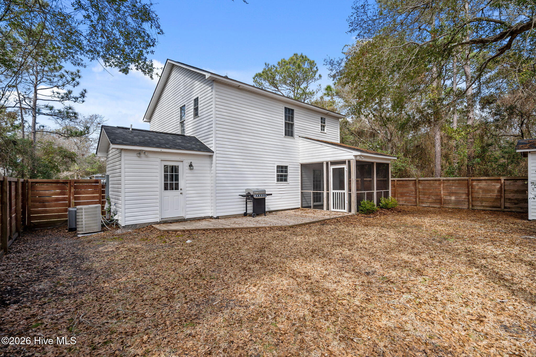 142 Ne 14th Street Property Photo 44