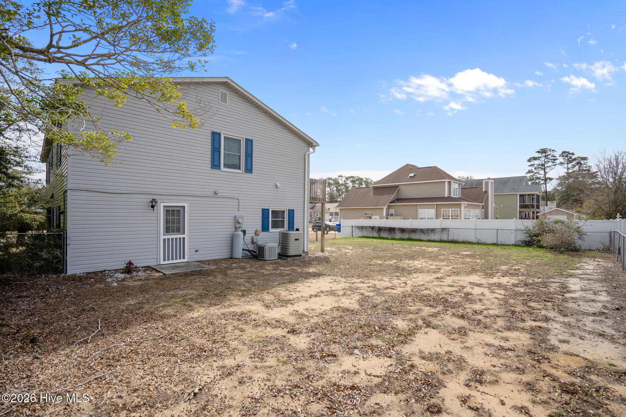 321 Ne 59th Street Property Photo 4