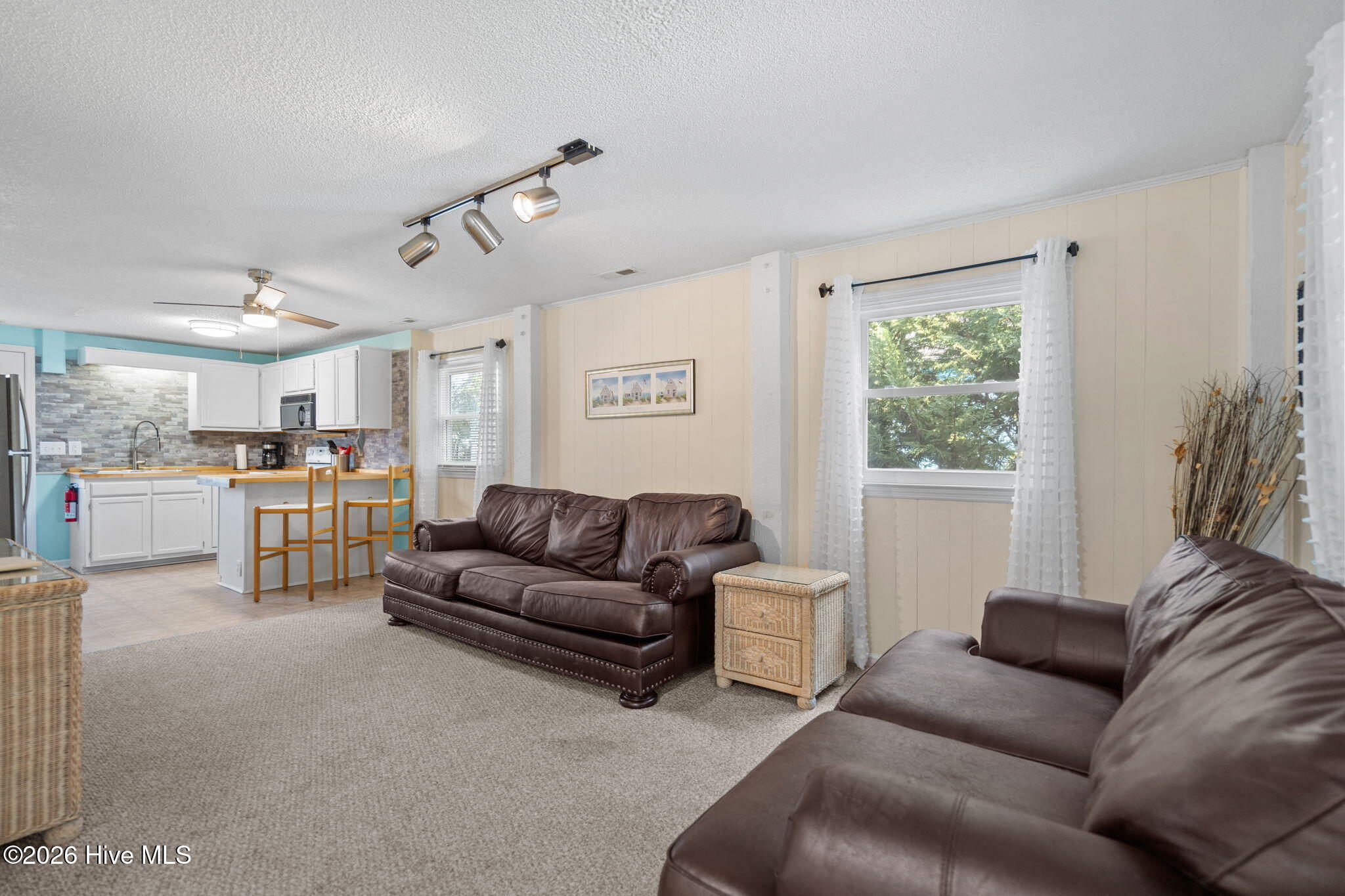 321 Ne 59th Street Property Photo 40