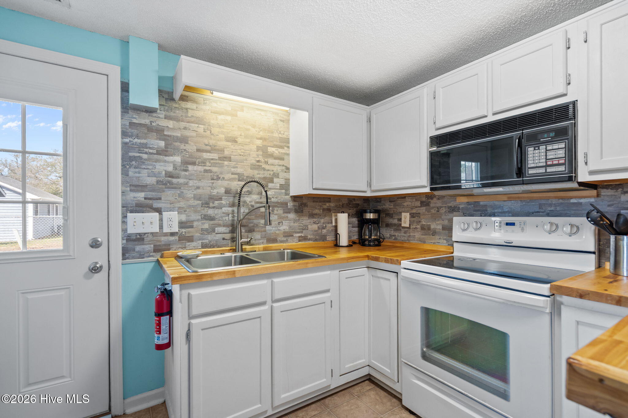 321 Ne 59th Street Property Photo 45
