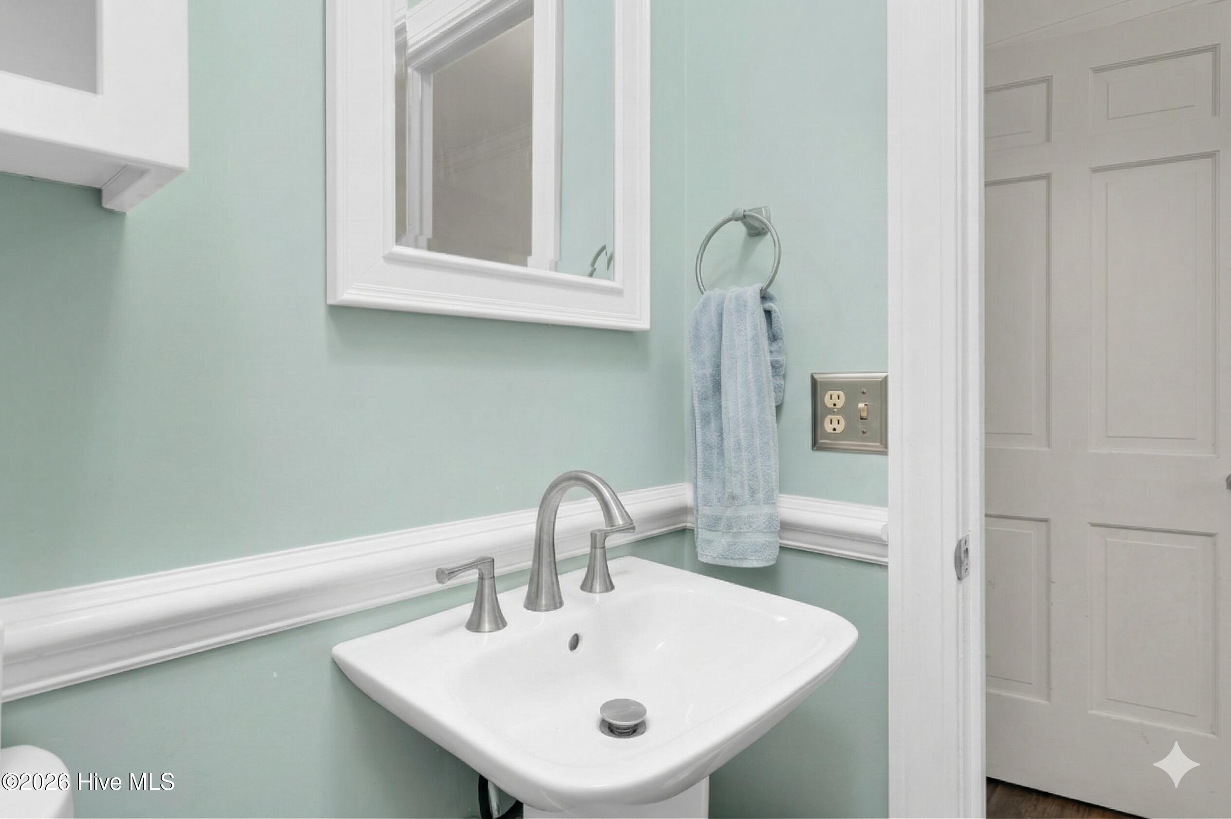 803 E Beechtree Drive Property Photo 18