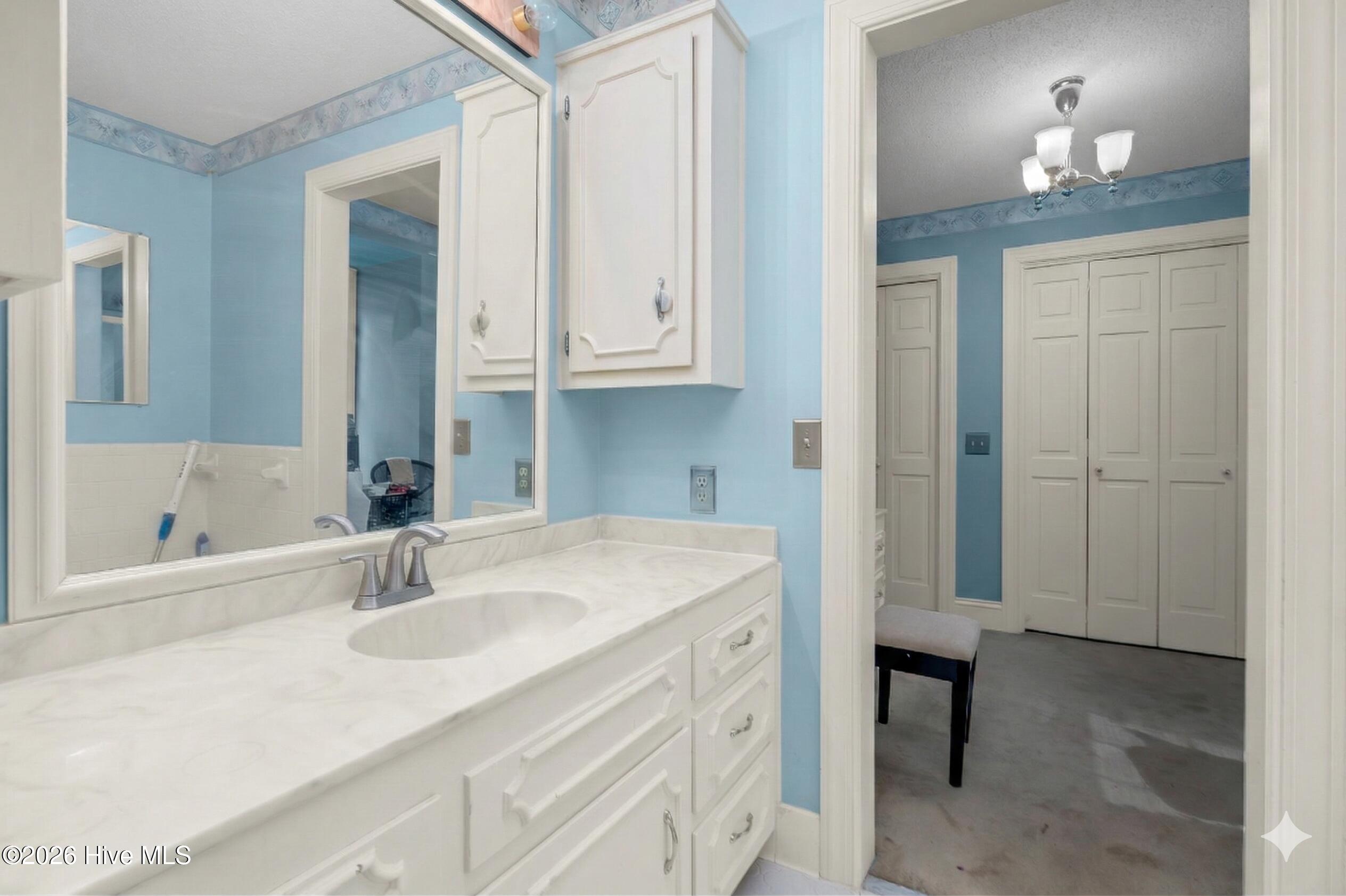 803 E Beechtree Drive Property Photo 21