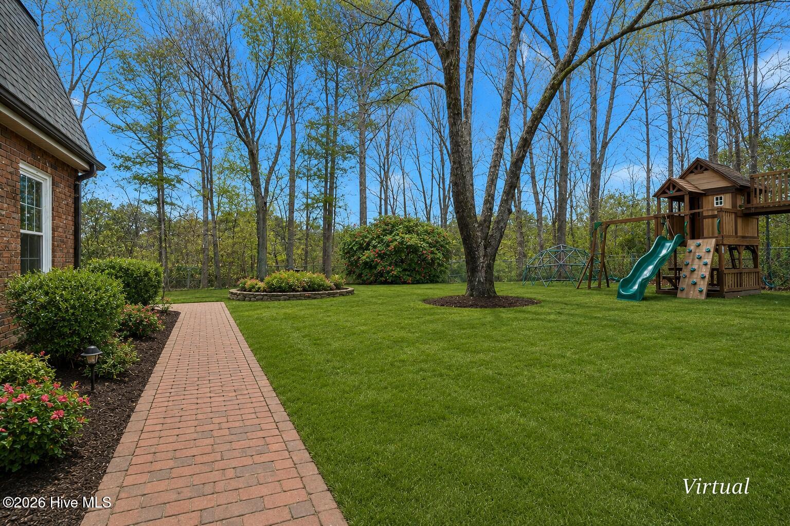 803 E Beechtree Drive Property Photo 27