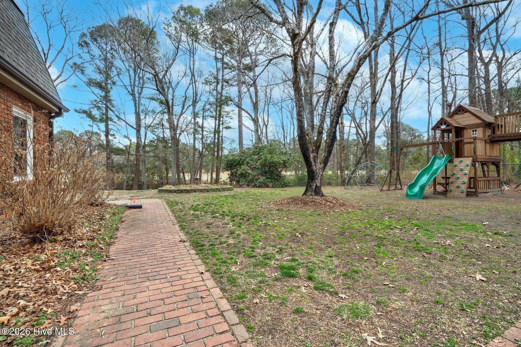803 E Beechtree Drive Property Photo 28