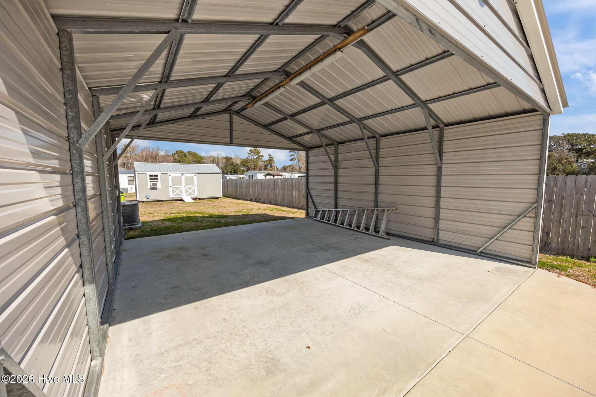 621 West Beaufort Road Property Photo 33