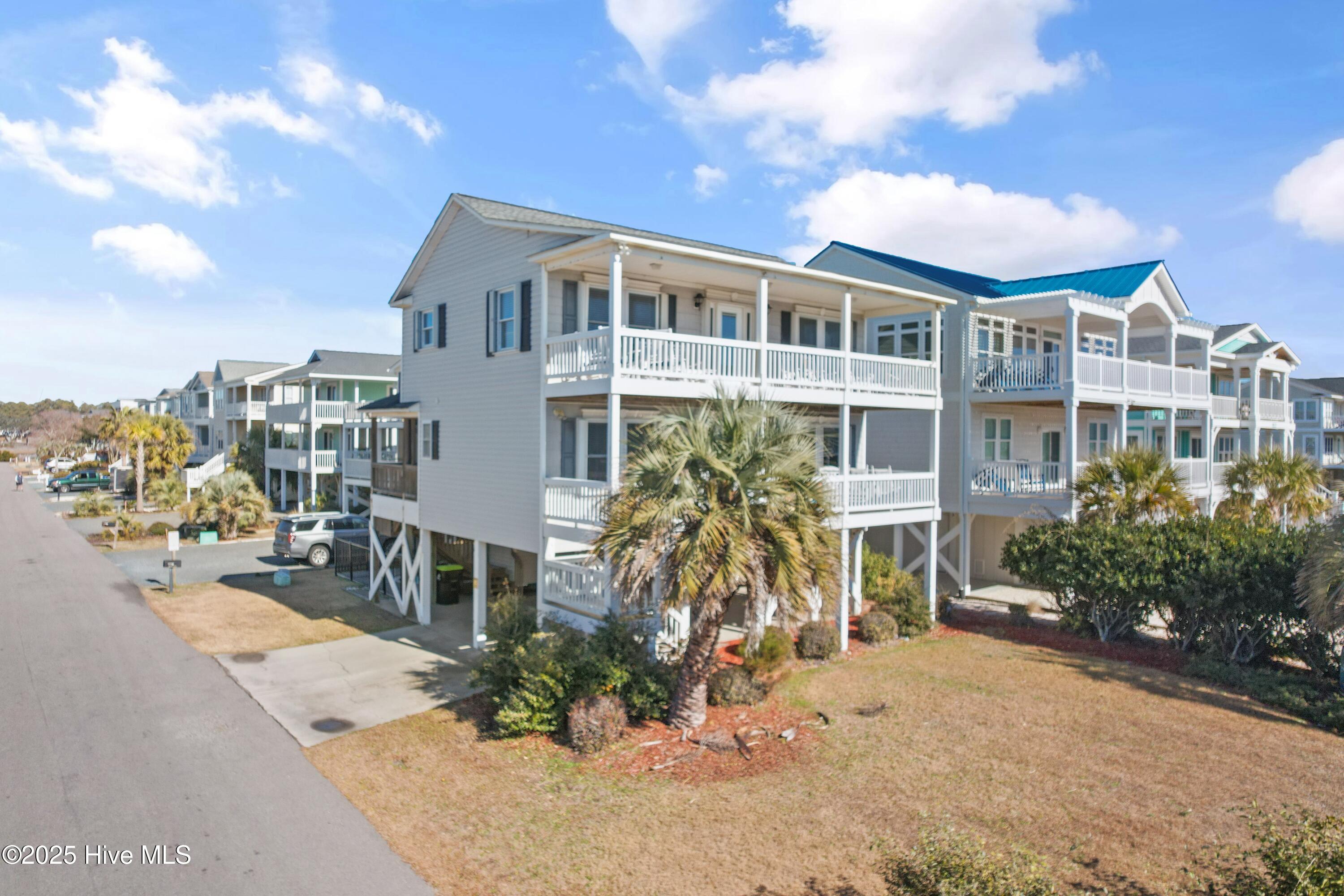 1126 Ocean Boulevard W Property Photo 3