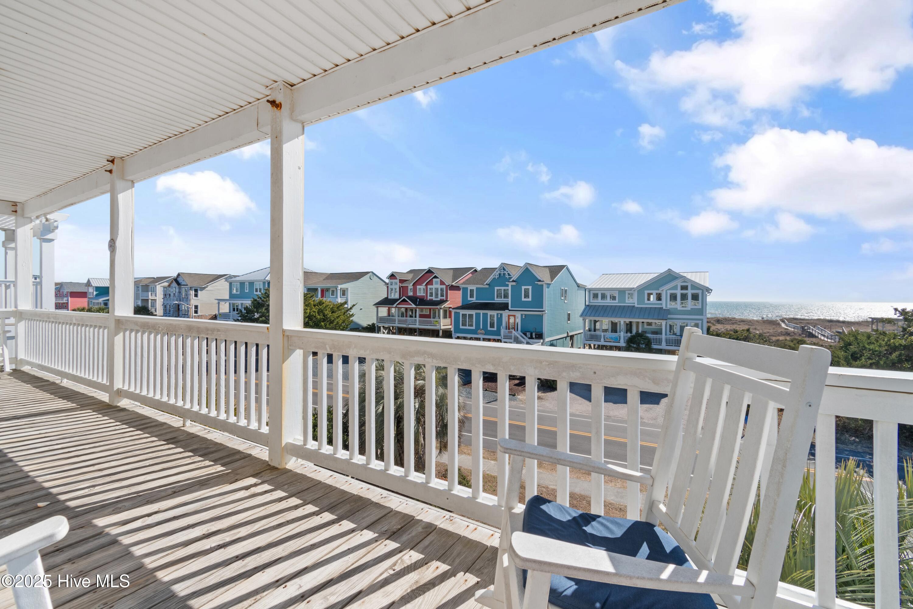 1126 Ocean Boulevard W Property Photo 5