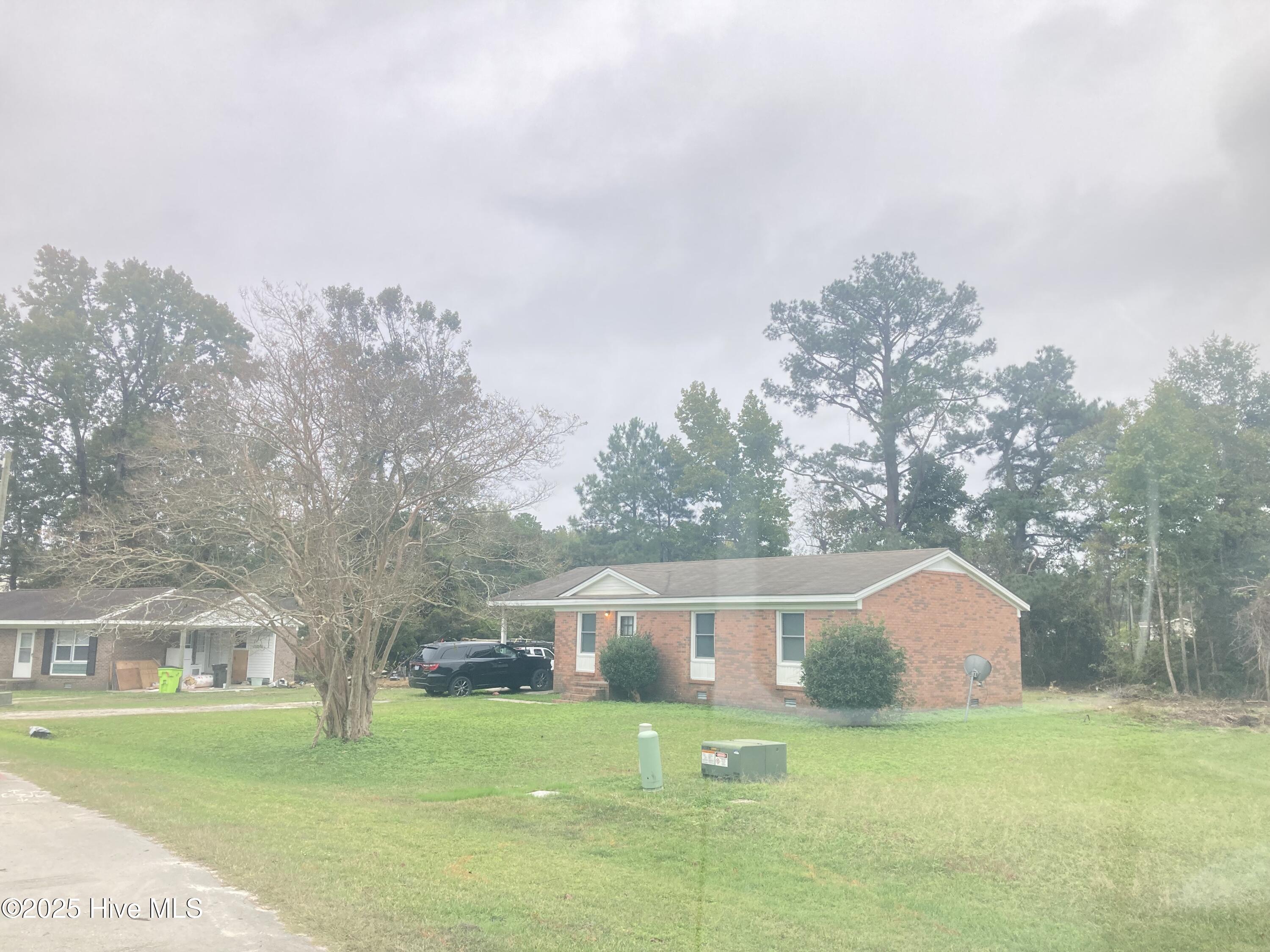 1405 Mockingbird Lane Property Photo 5