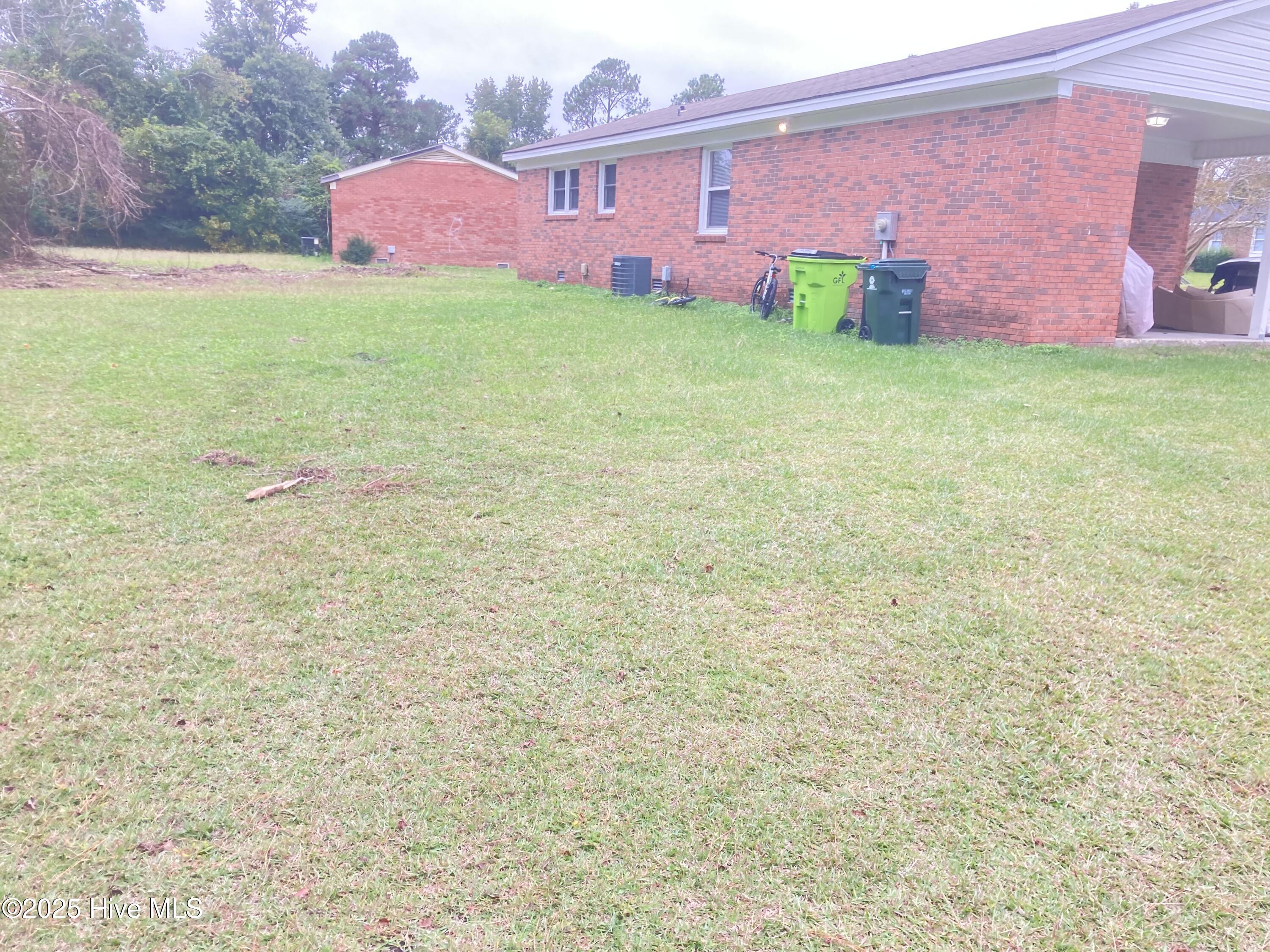1405 Mockingbird Lane Property Photo 6