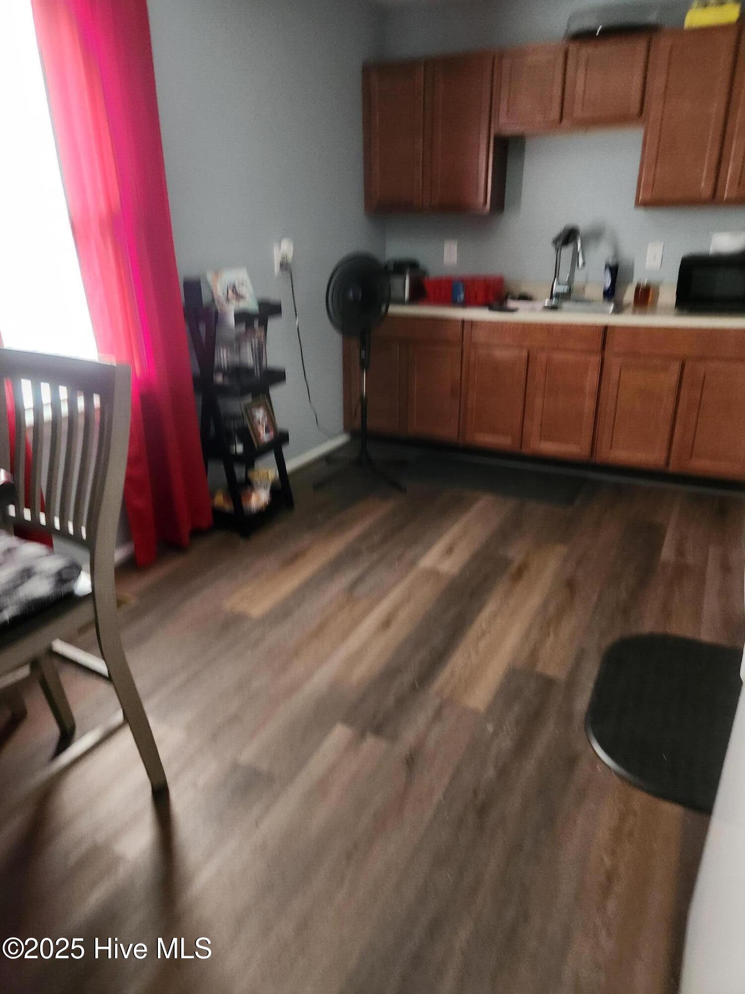 1405 Mockingbird Lane Property Photo 13