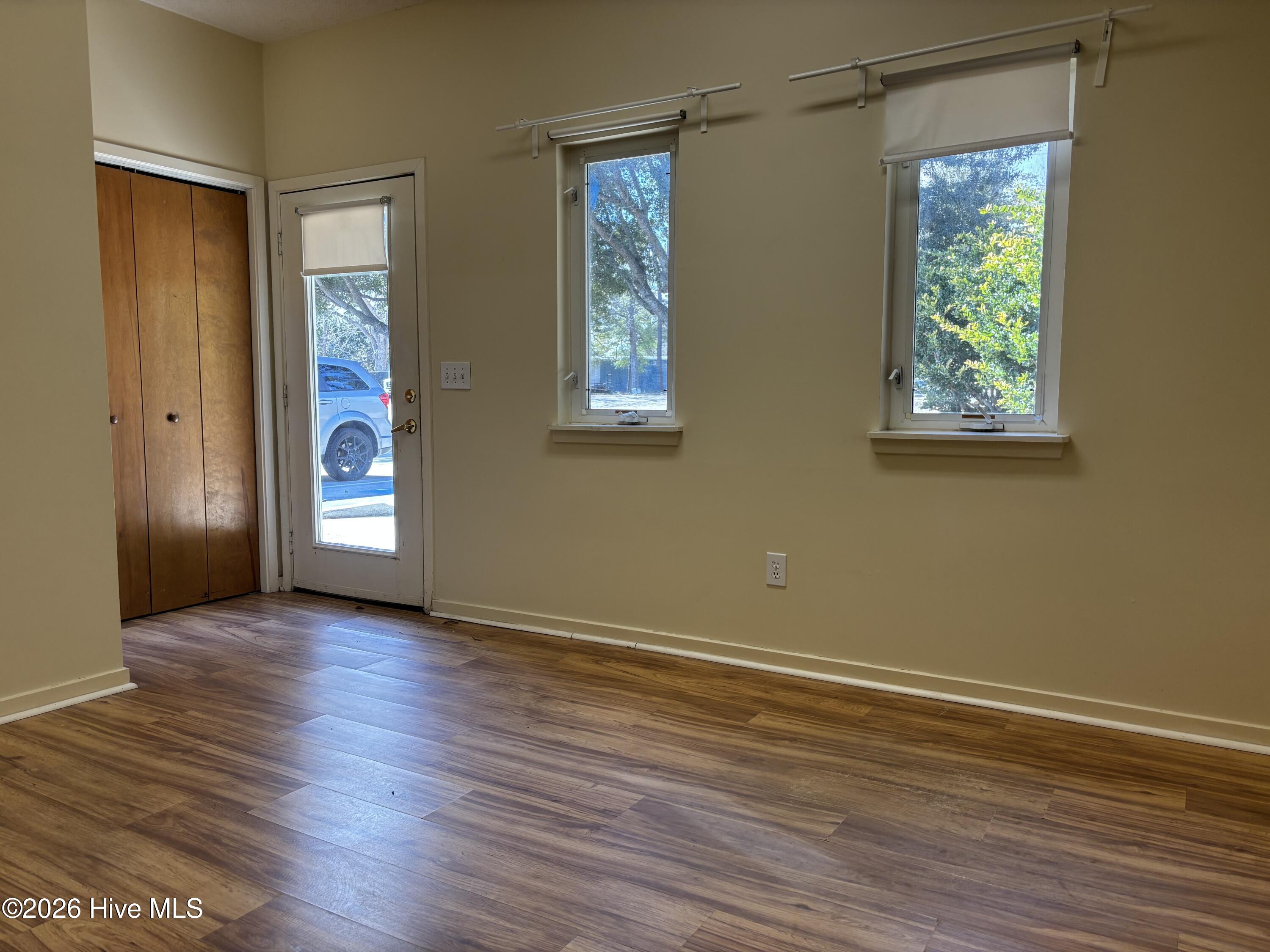 109 Hinton Avenue Ste 2 Property Photo 4