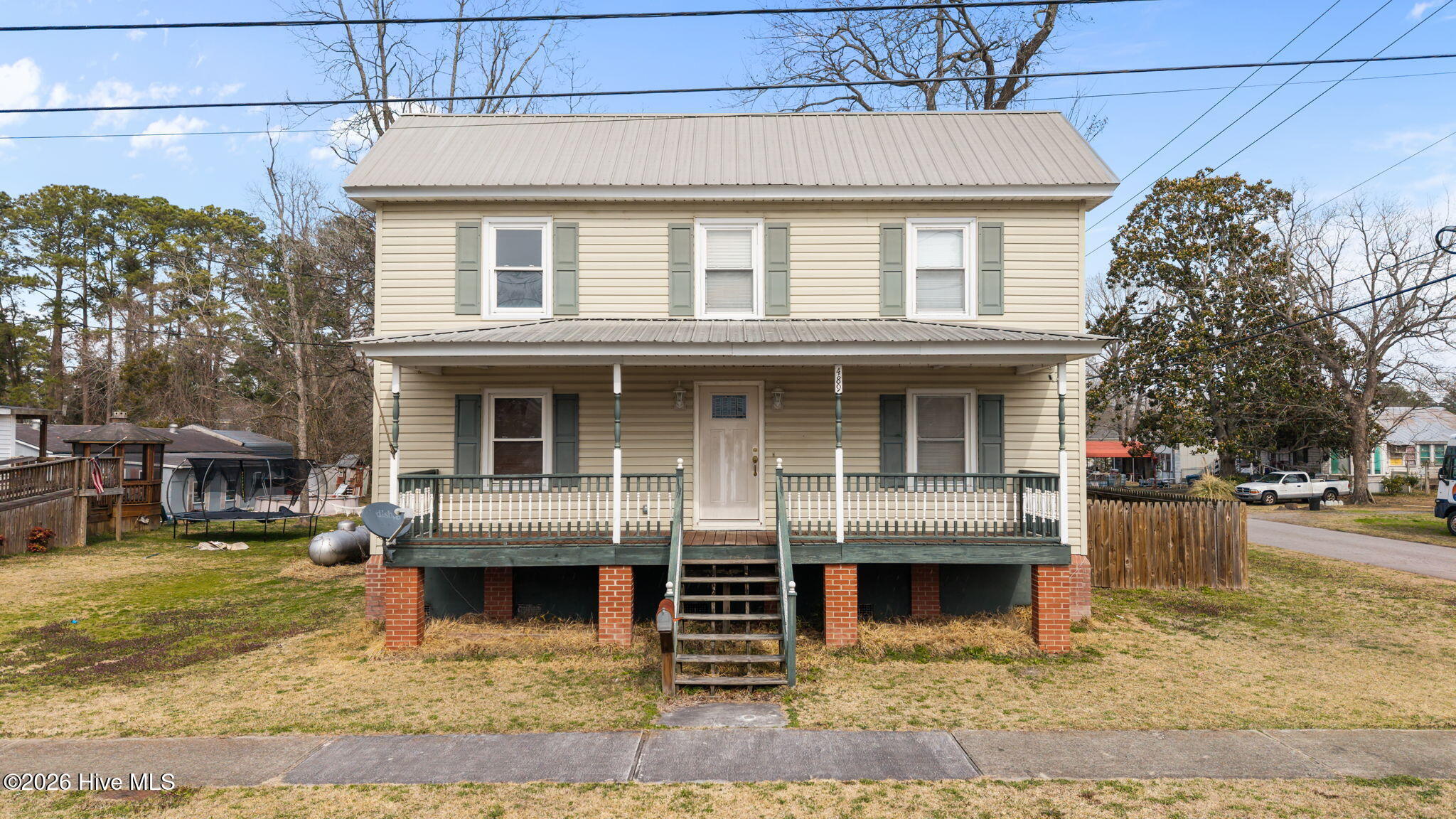 489 E Pungo Street Property Photo 1