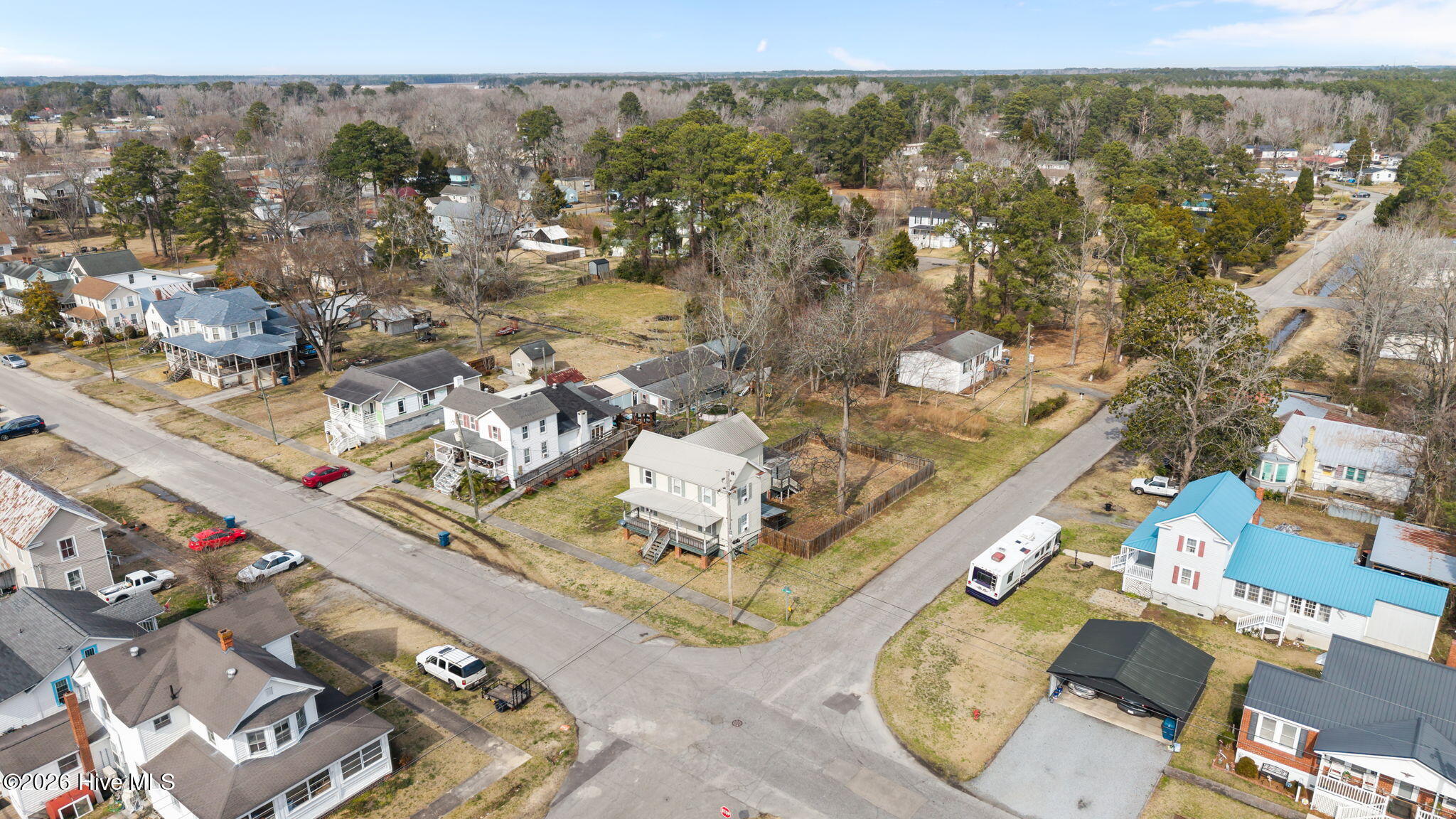 489 E Pungo Street Property Photo 11
