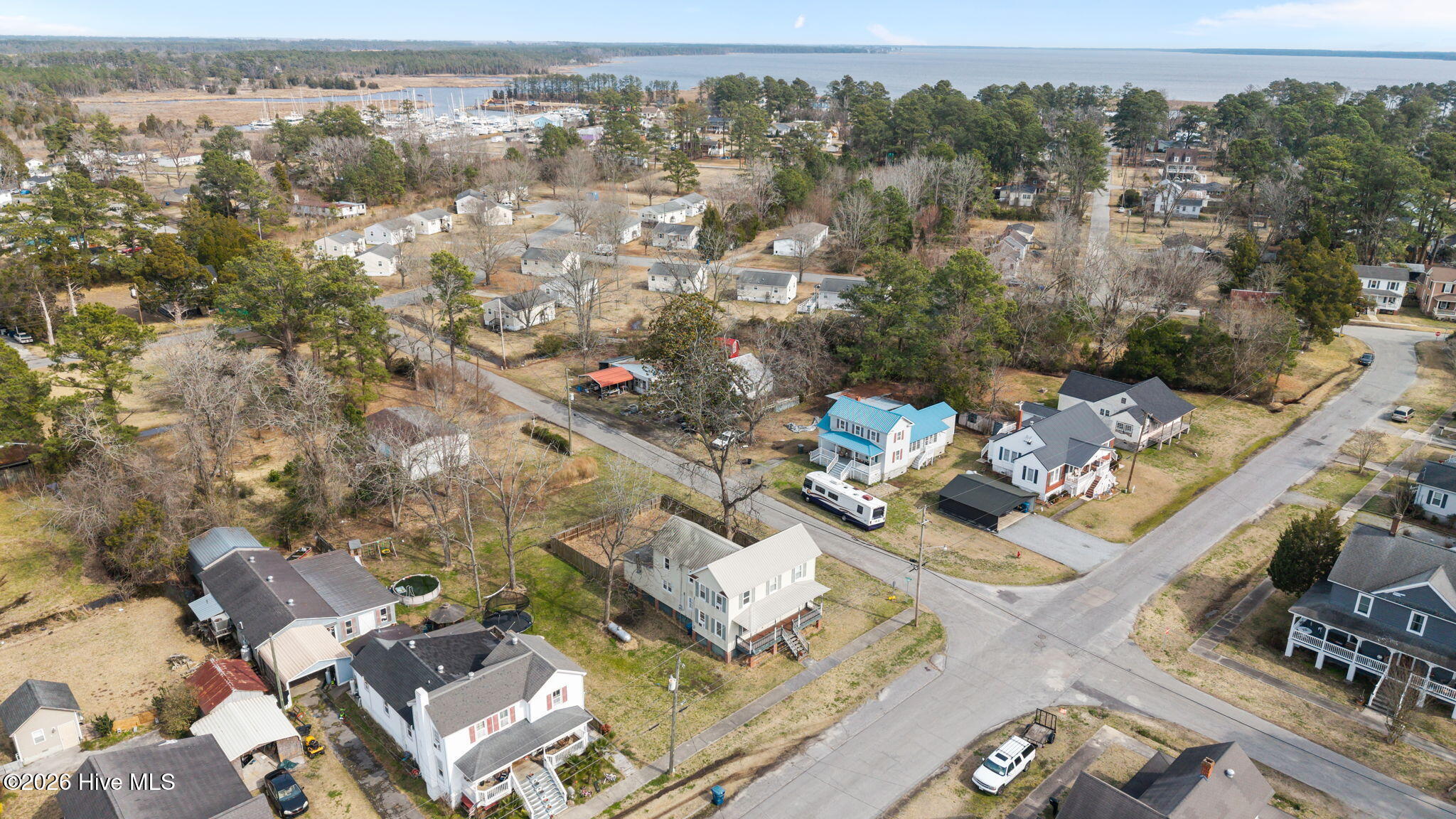 489 E Pungo Street Property Photo 13