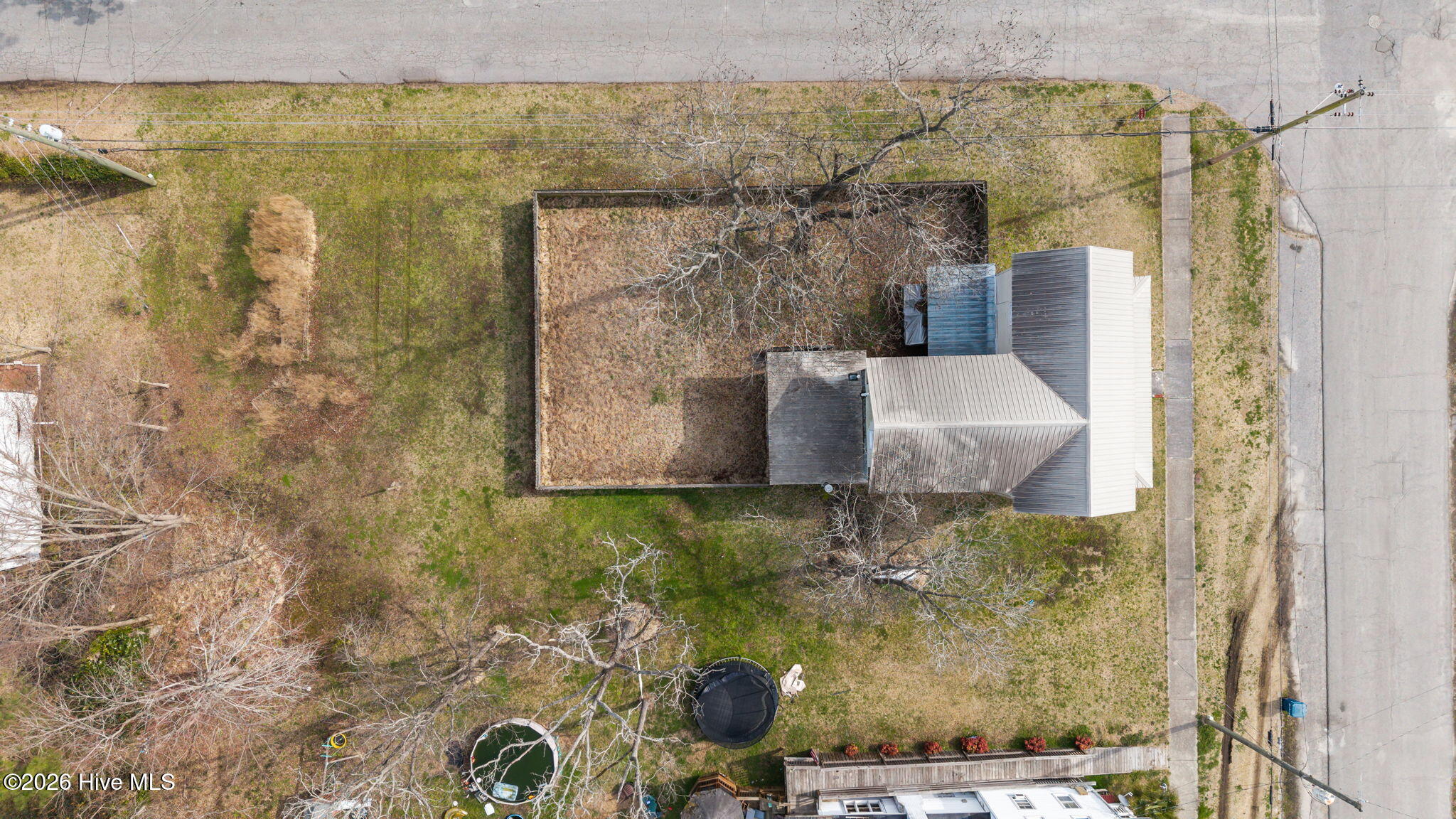489 E Pungo Street Property Photo 14