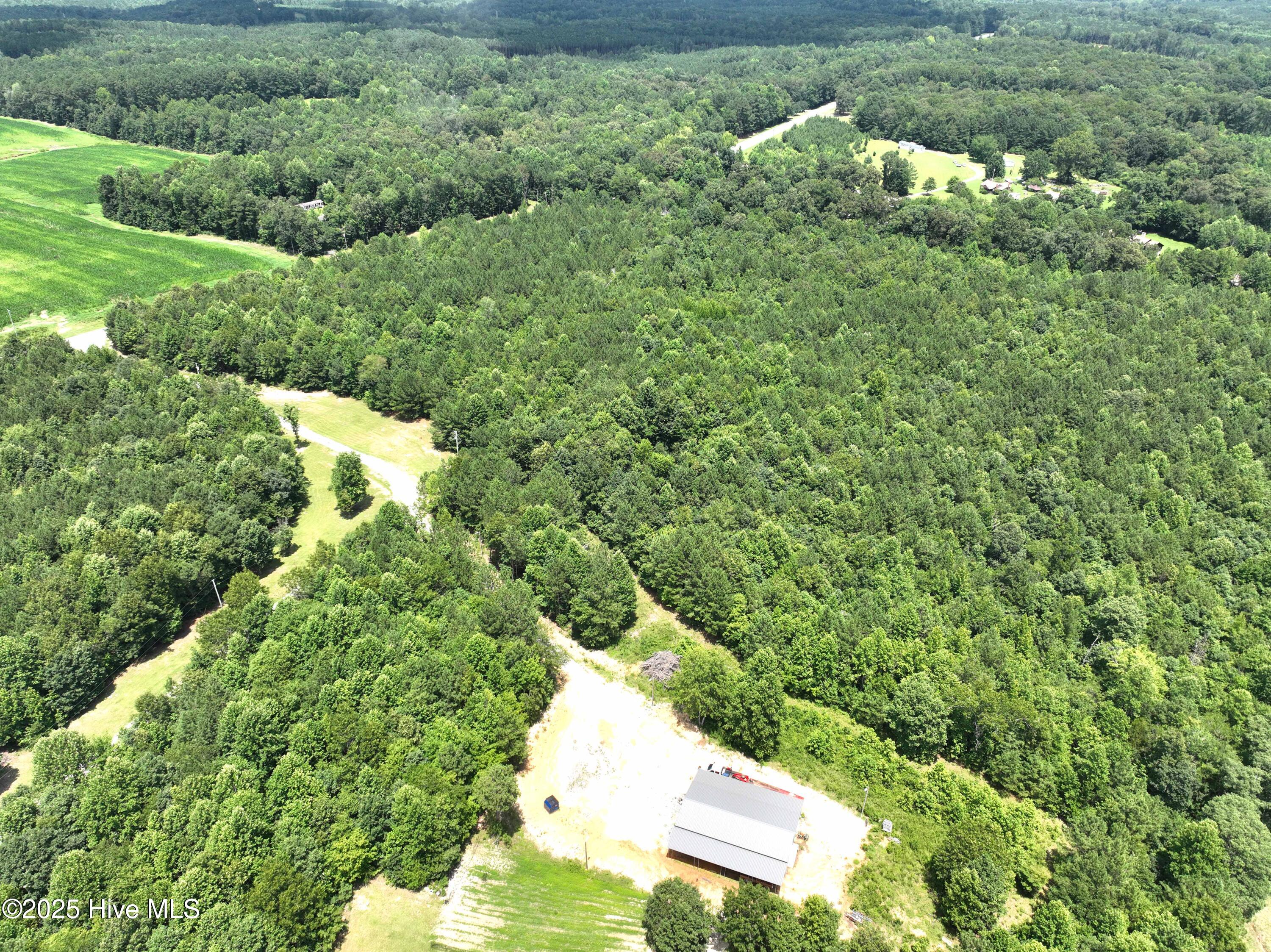 Nc 24-27 3 Highway Road Property Photo 11