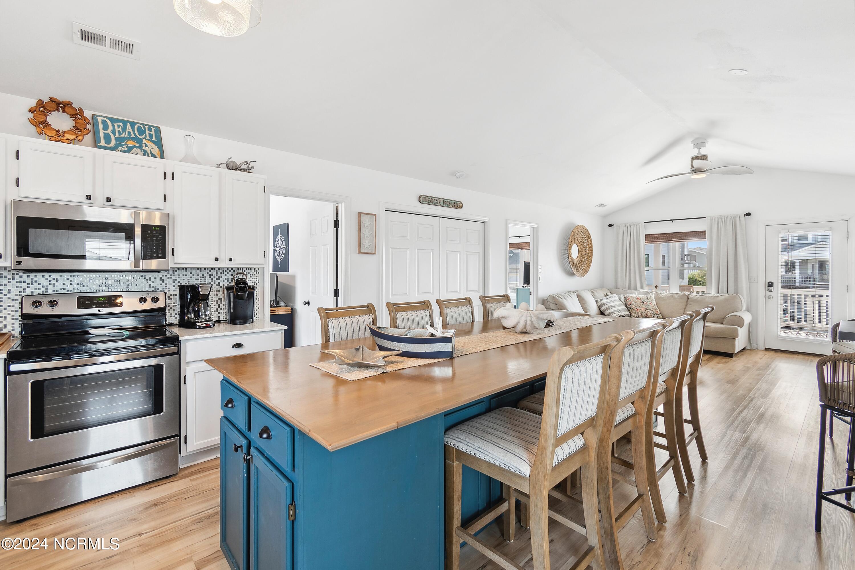 130 Crab Street Property Photo 6
