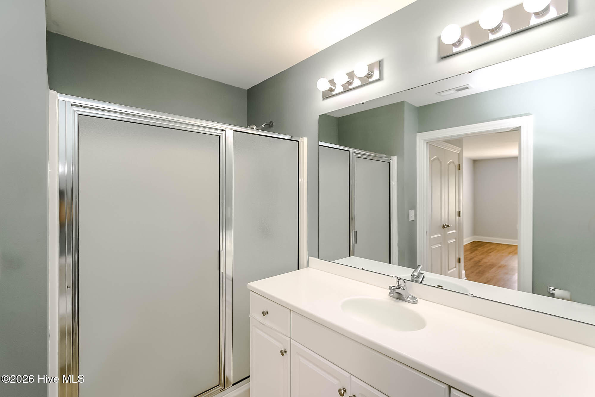 212 Diamond Cove Property Photo 10