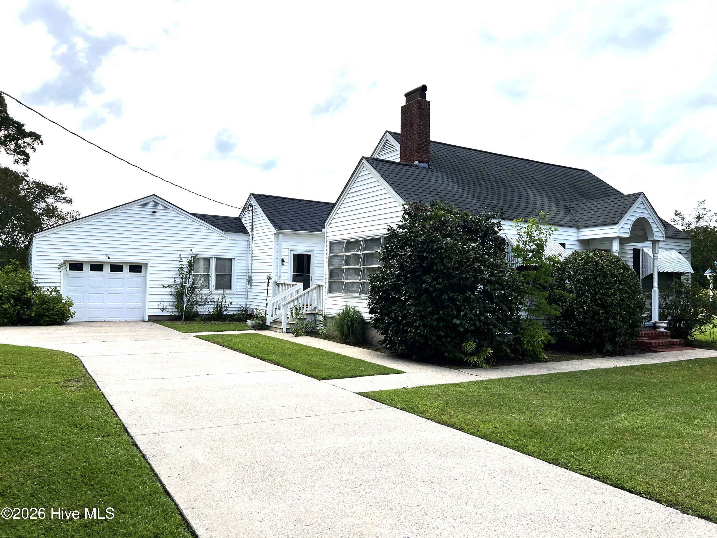 167 Lake Road Property Photo 3