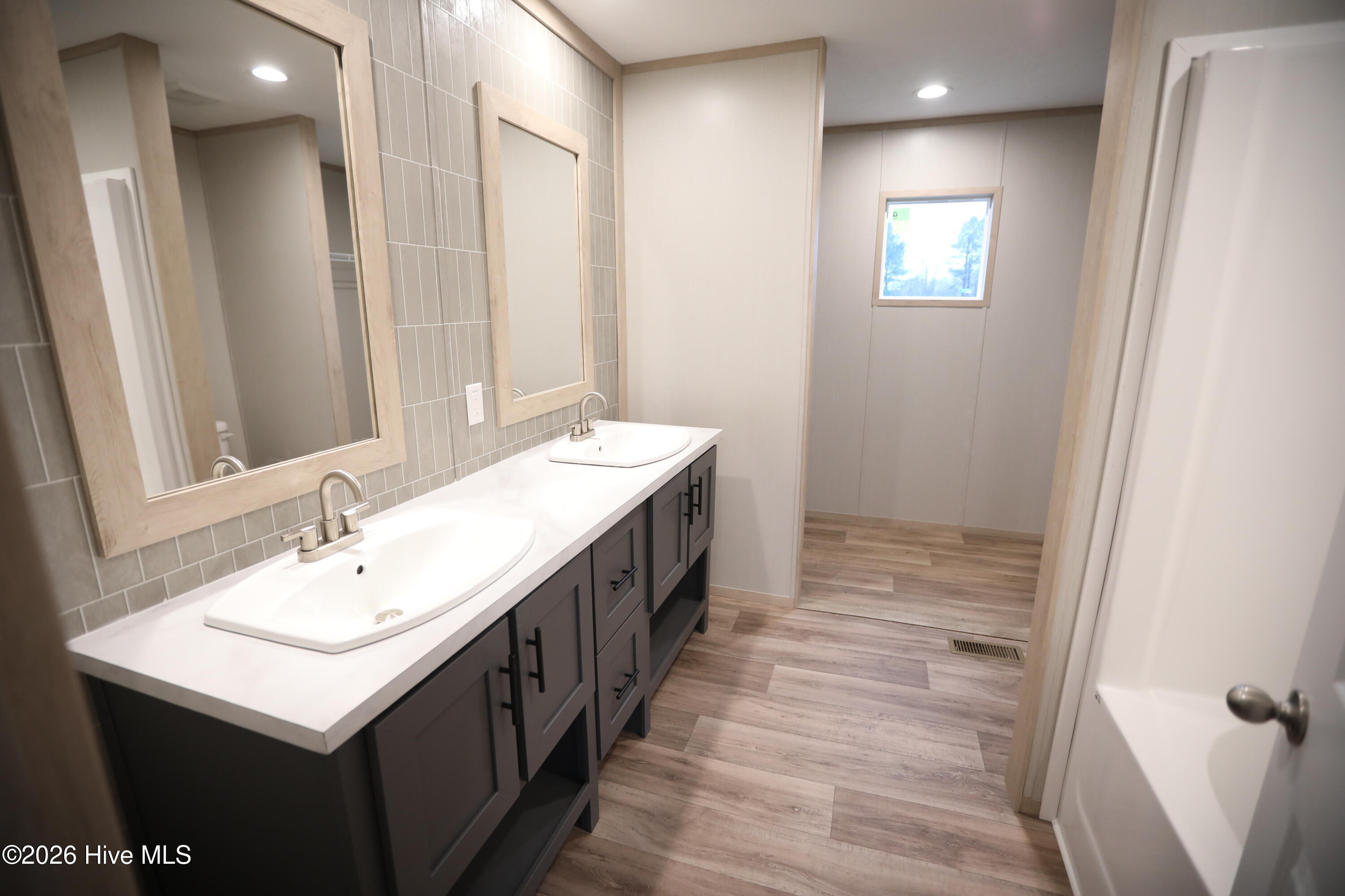7521 Alice Court Property Photo 28