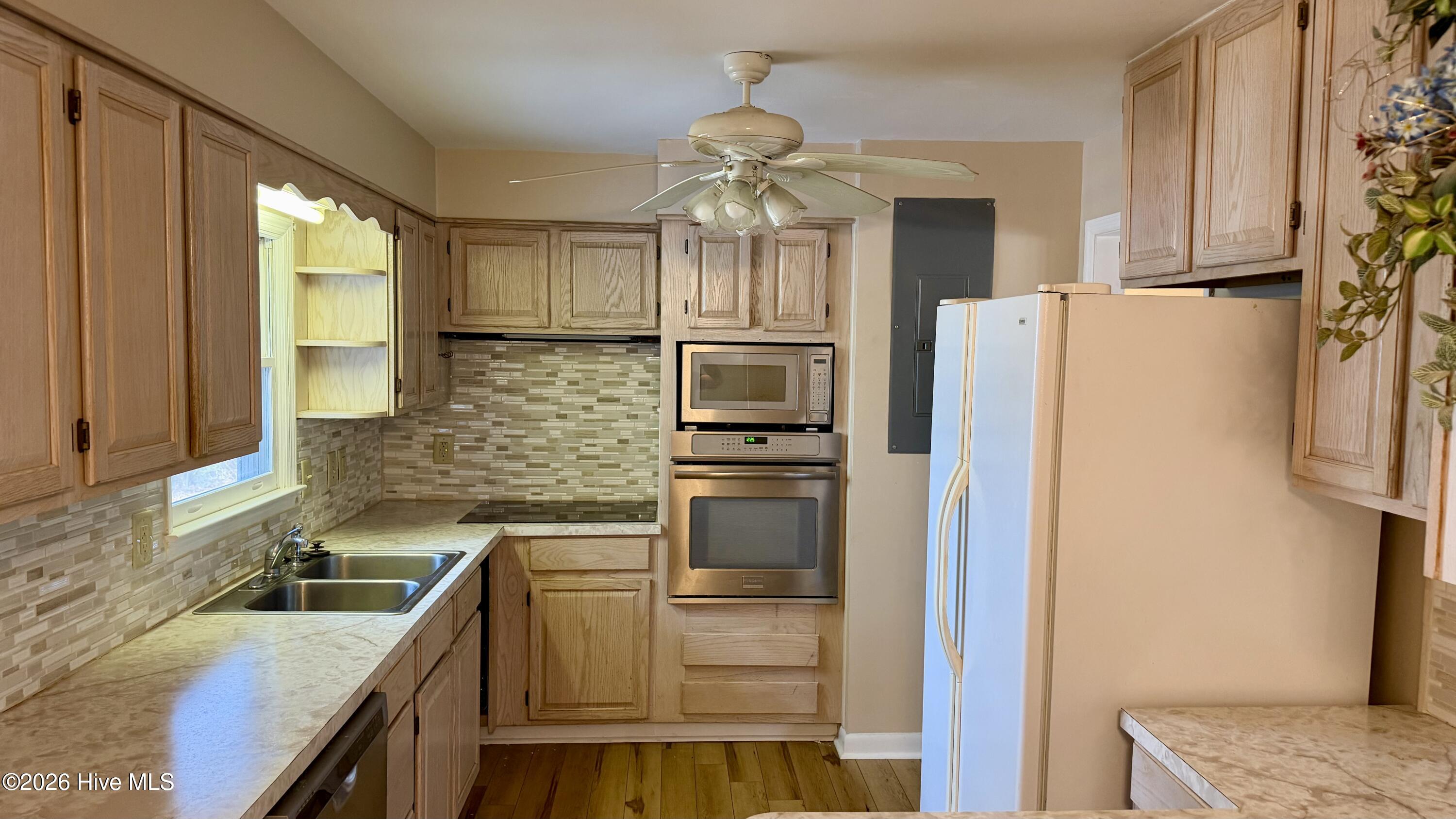 1113 Cherry Tree Drive Property Photo 22