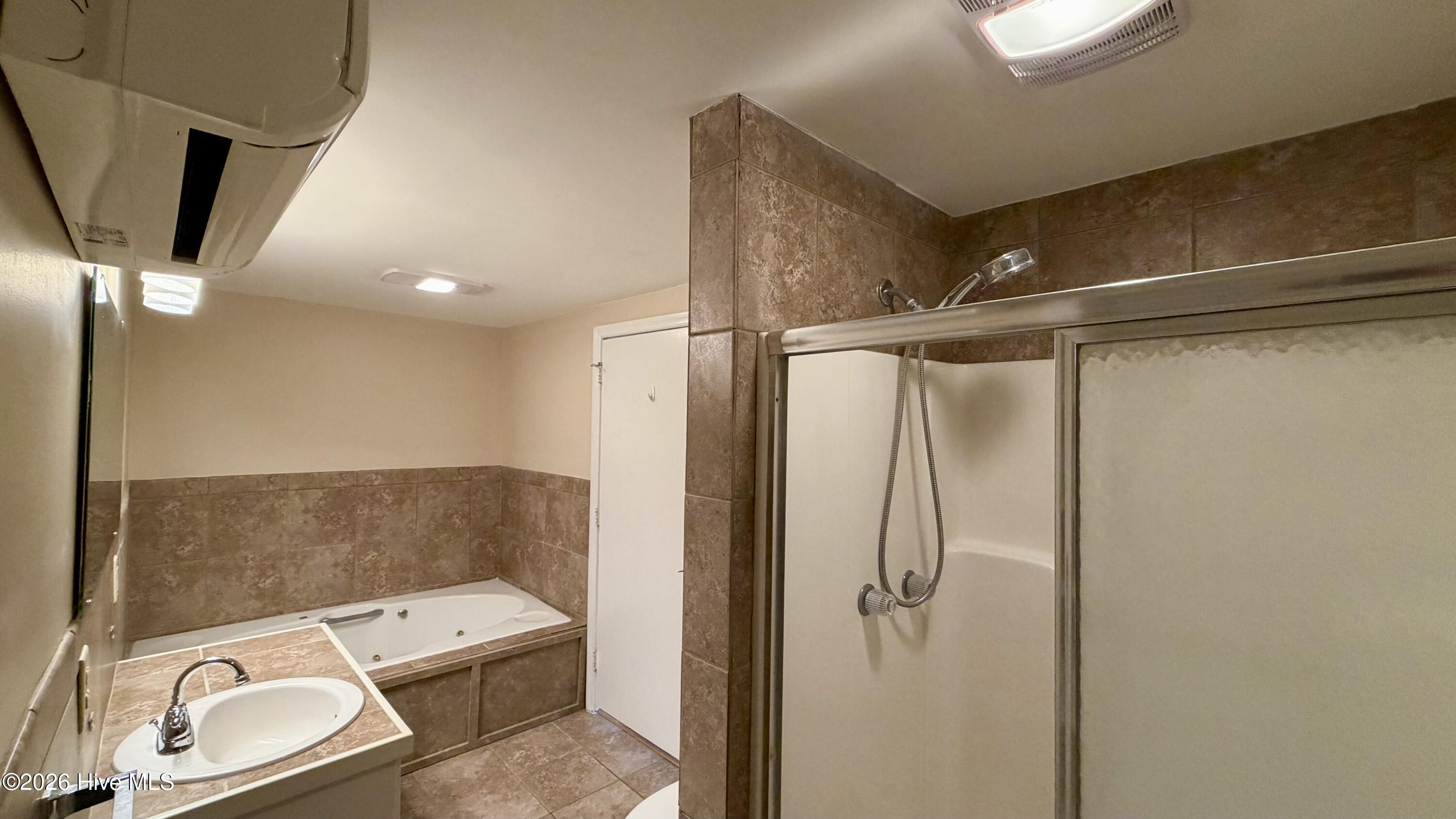 1113 Cherry Tree Drive Property Photo 38