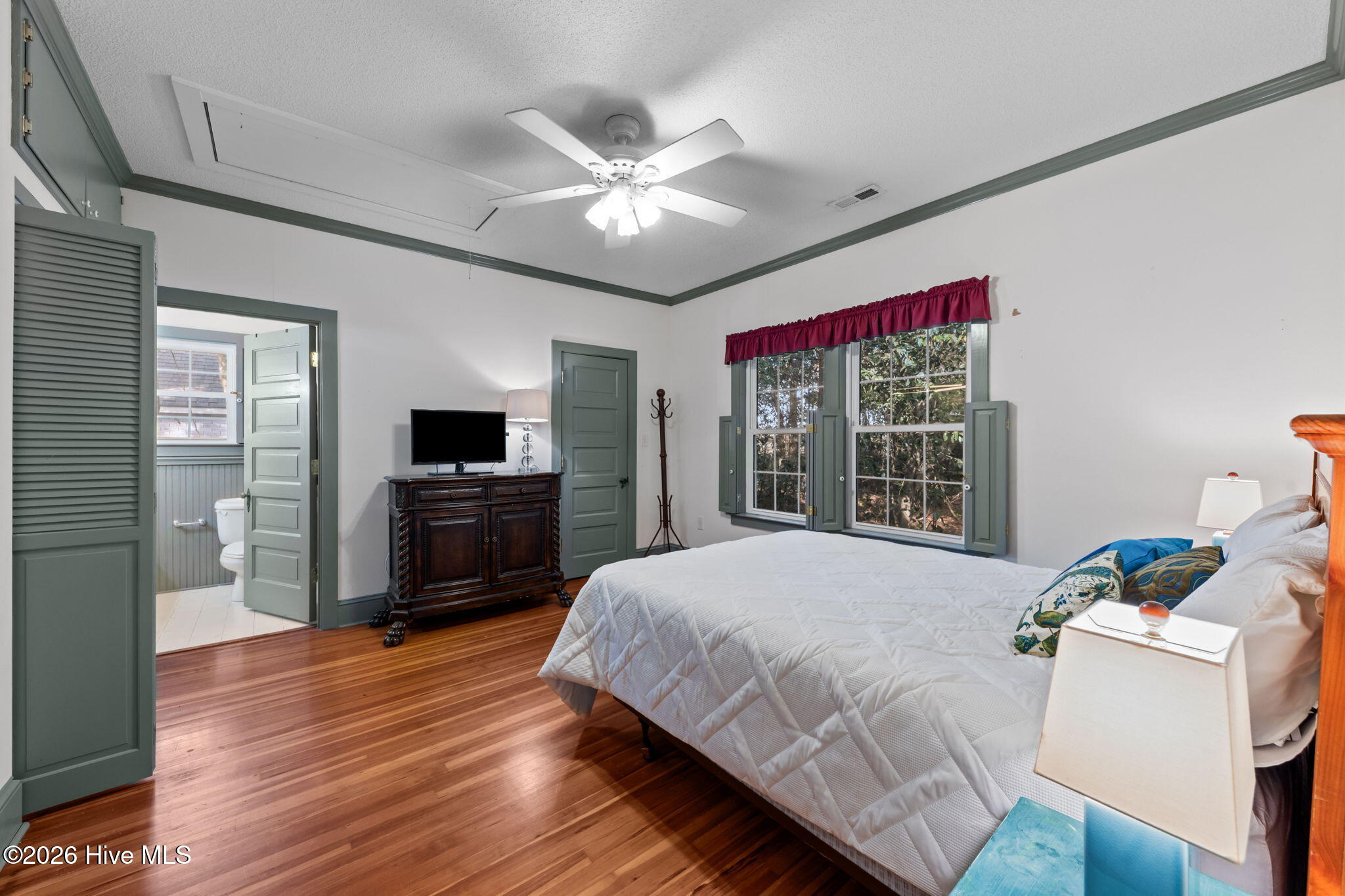 55 Linden Road Property Photo 57
