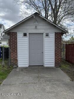 517 W North Street W Property Photo 33