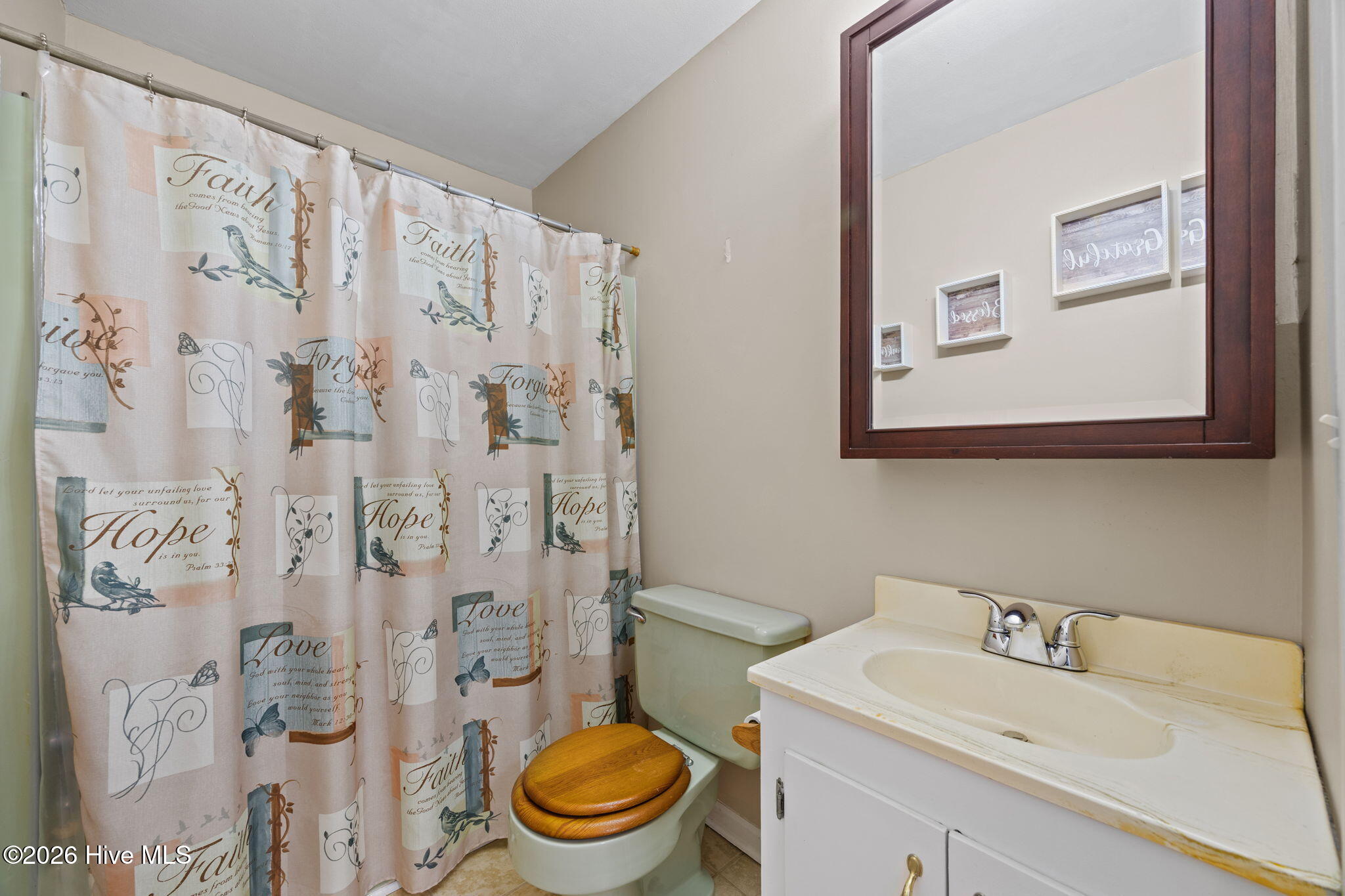 2575 White Plains Road Property Photo 19