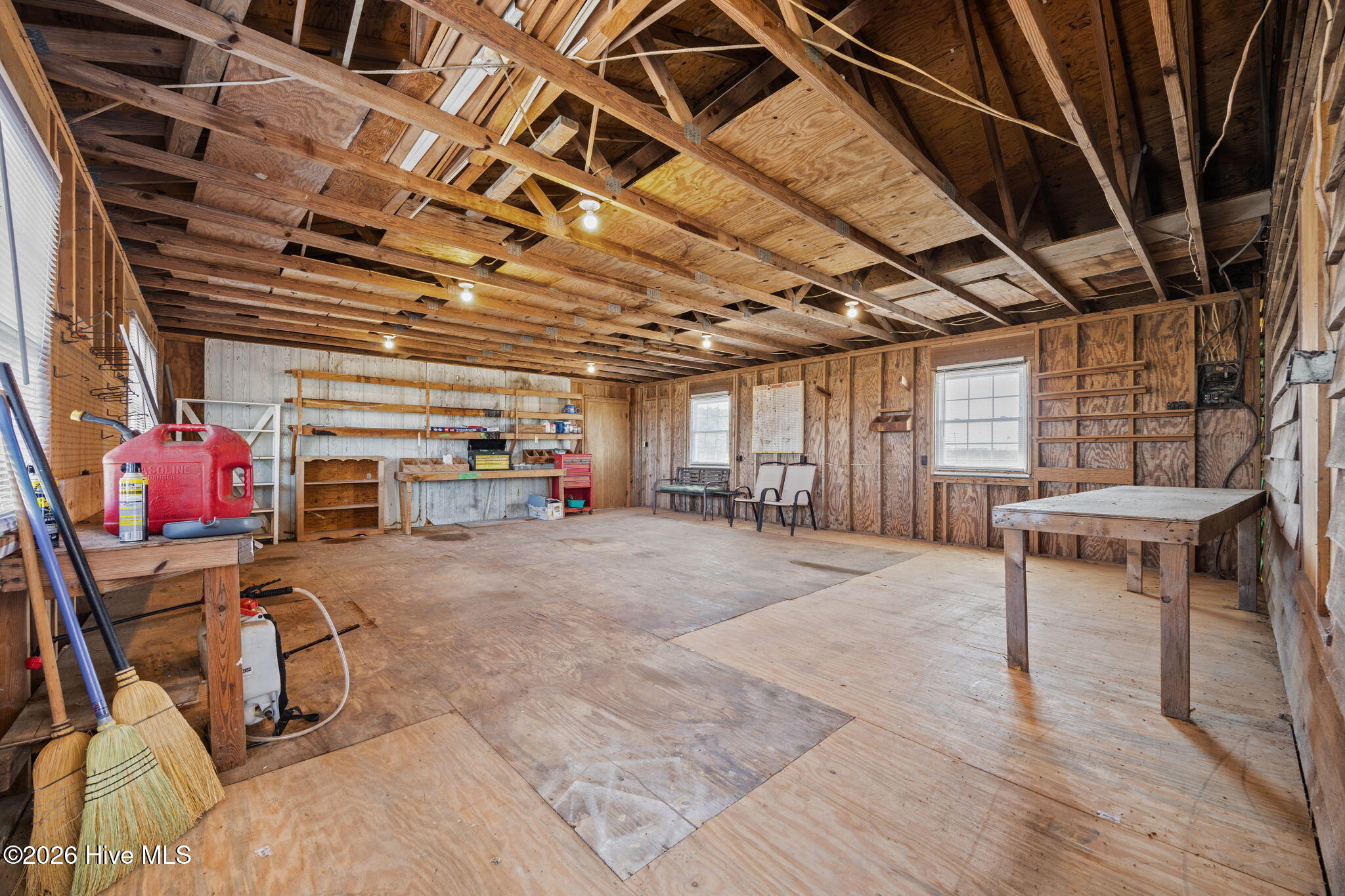 2575 White Plains Road Property Photo 22