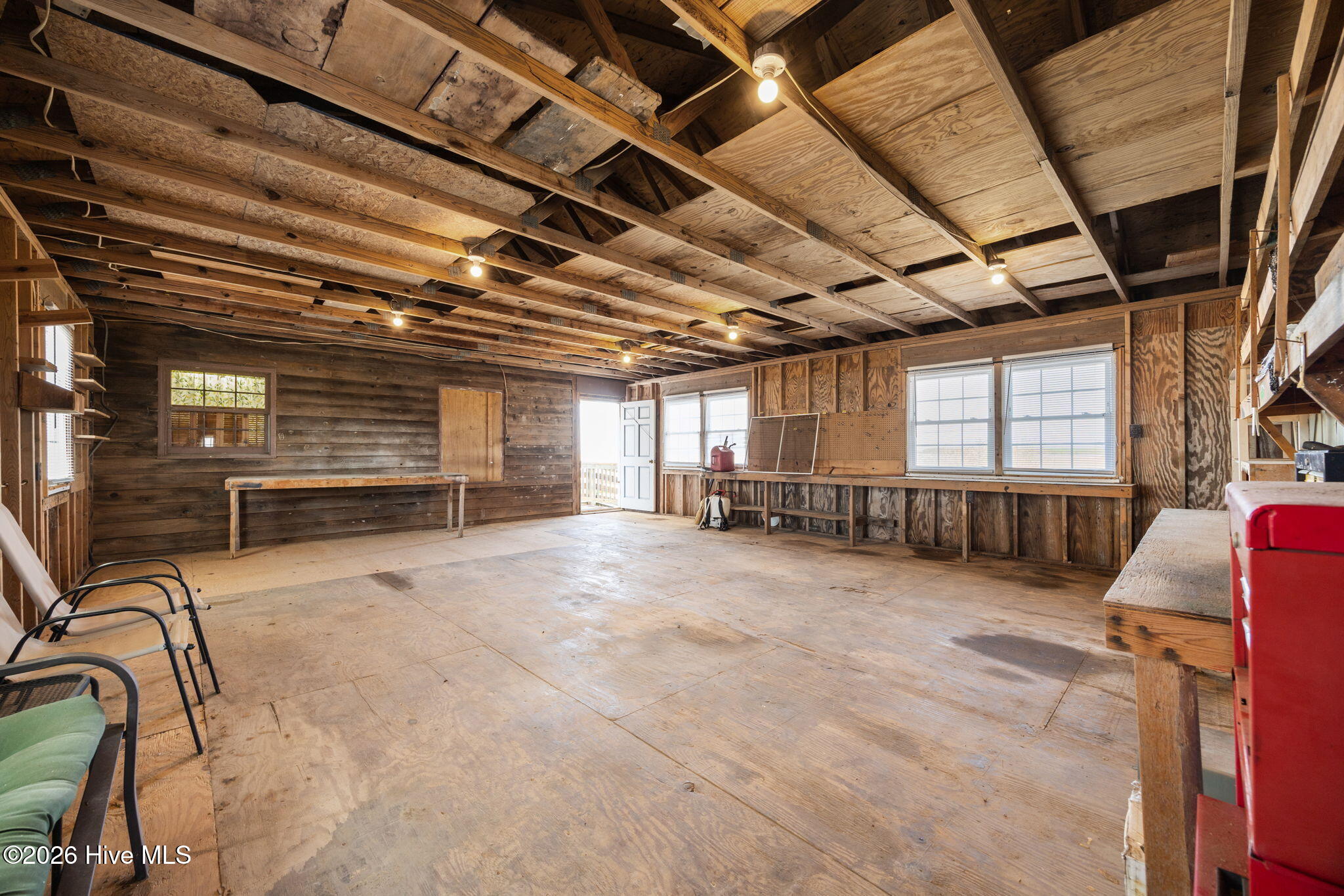 2575 White Plains Road Property Photo 23