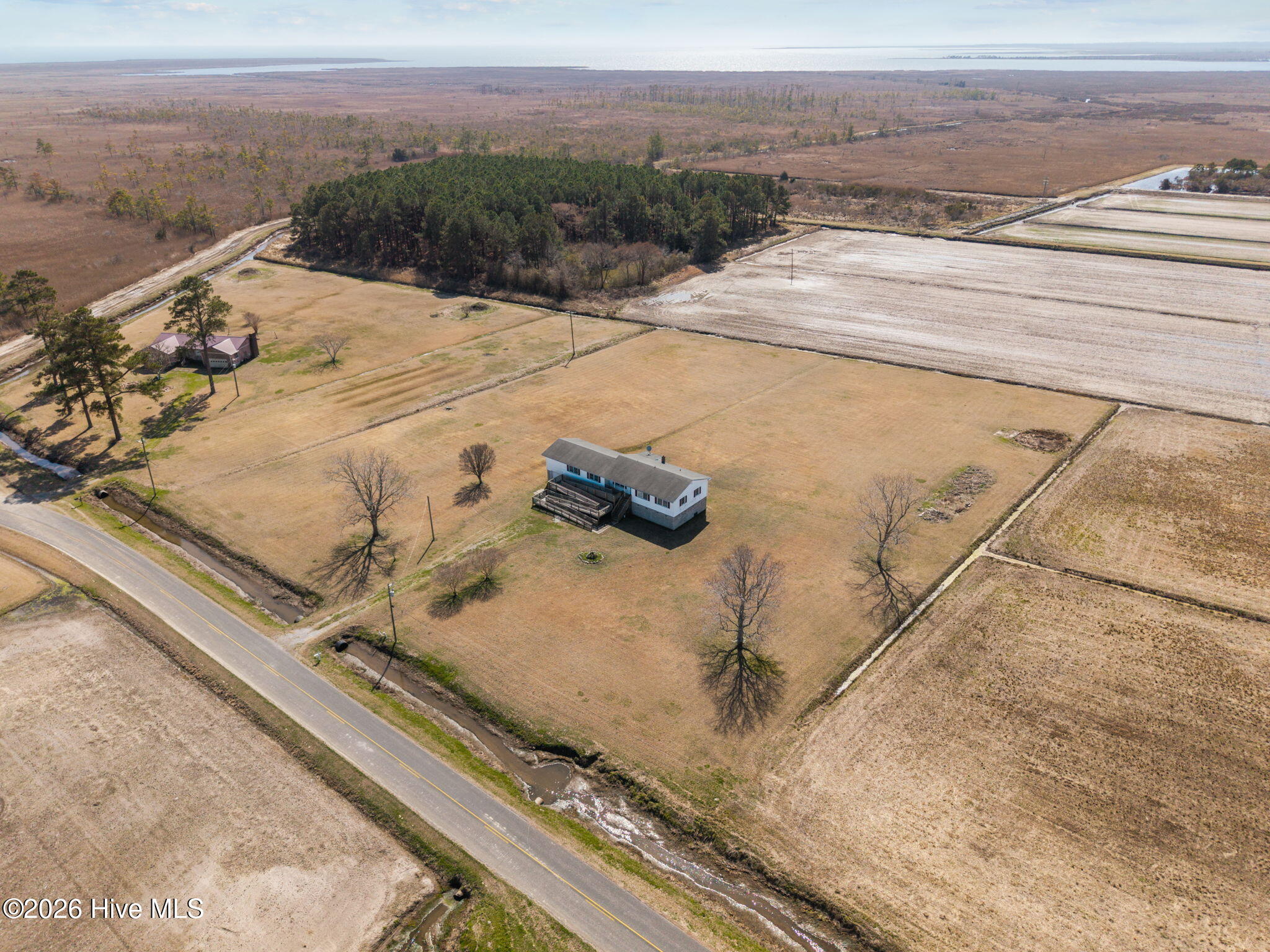 2575 White Plains Road Property Photo 28