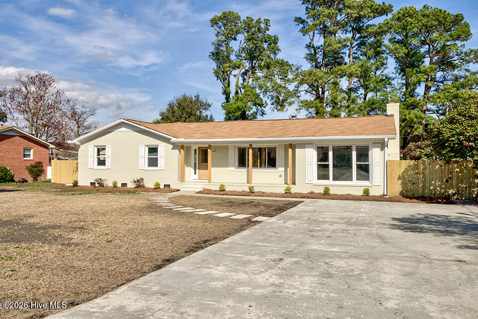 205 Spartan Road Property Photo 2