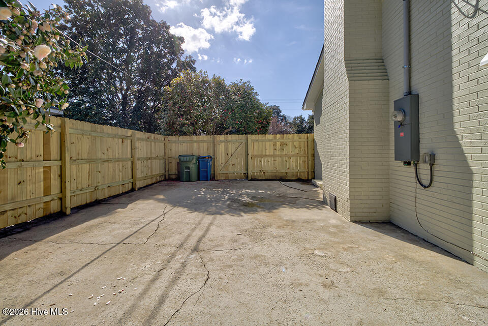 205 Spartan Road Property Photo 6