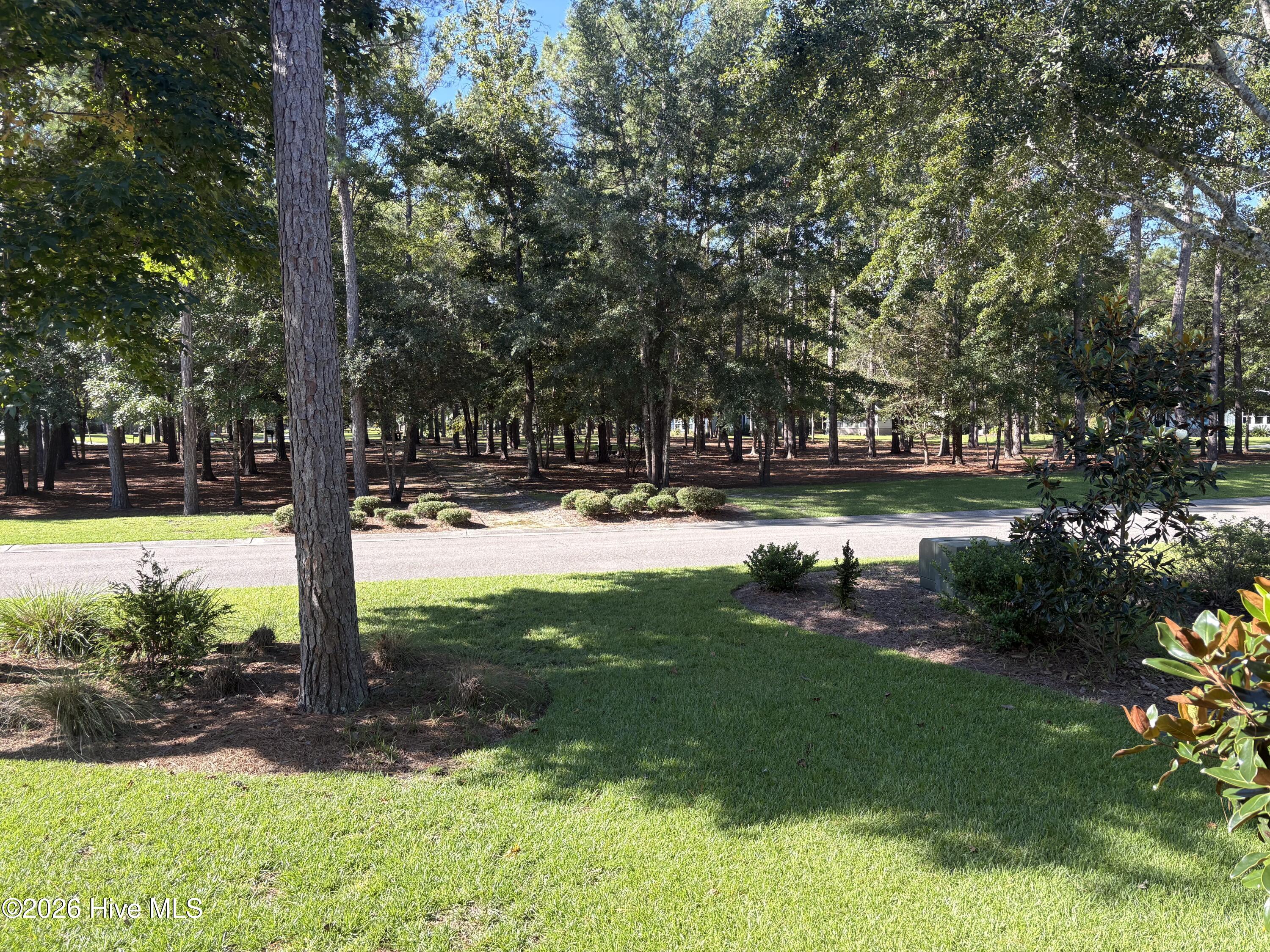 160 Lockhaven Drive Se Property Photo 3