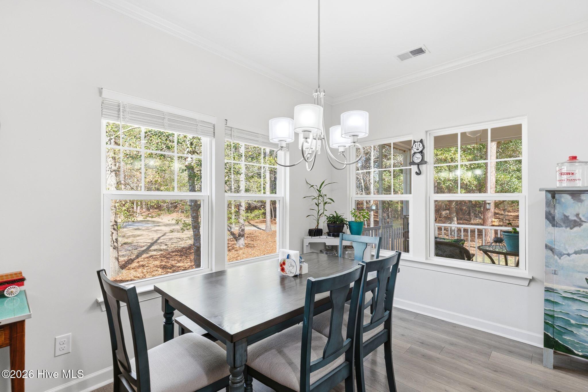 160 Lockhaven Drive Se Property Photo 14