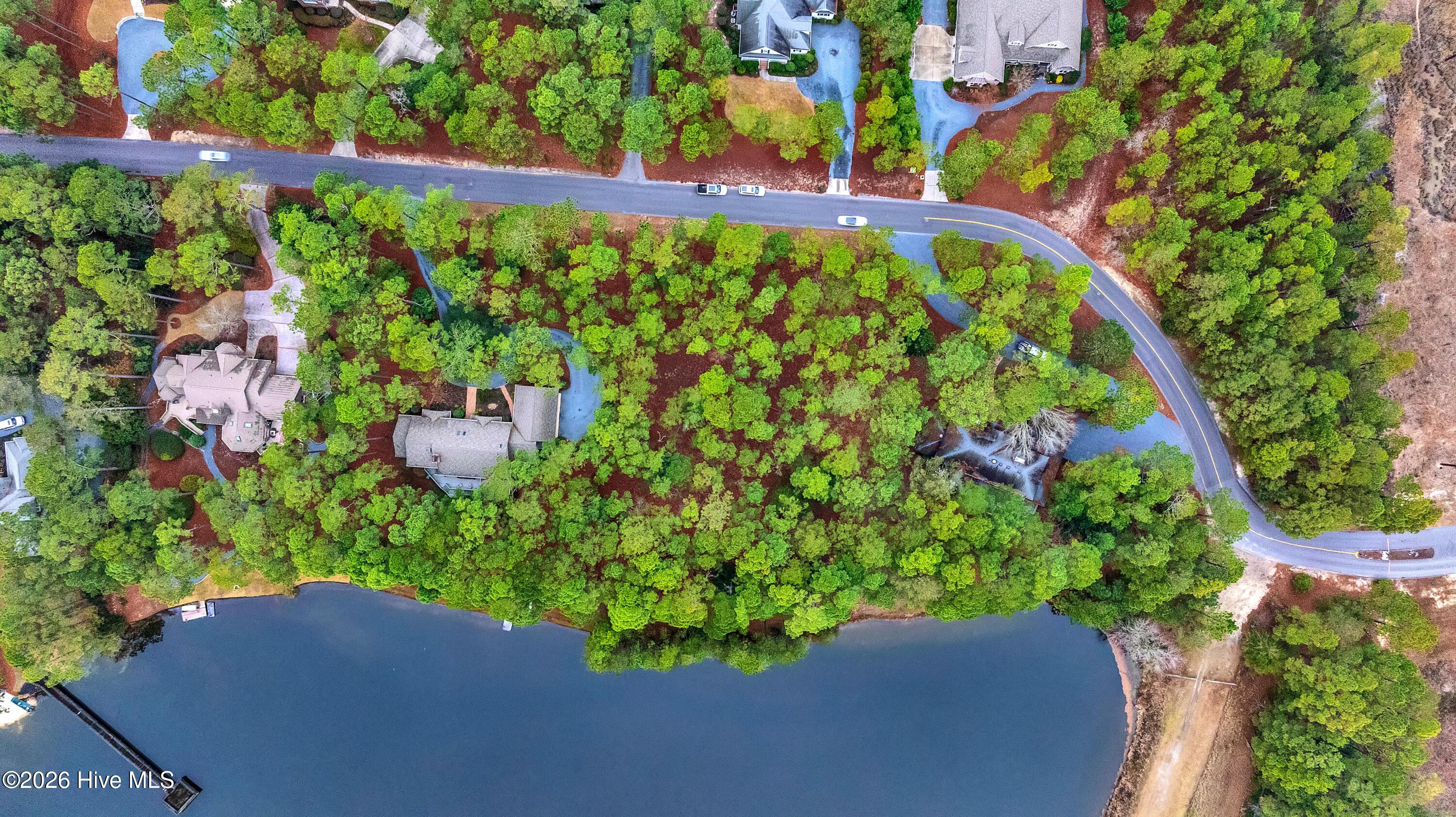13 1002 Abington Drive Property Photo 8