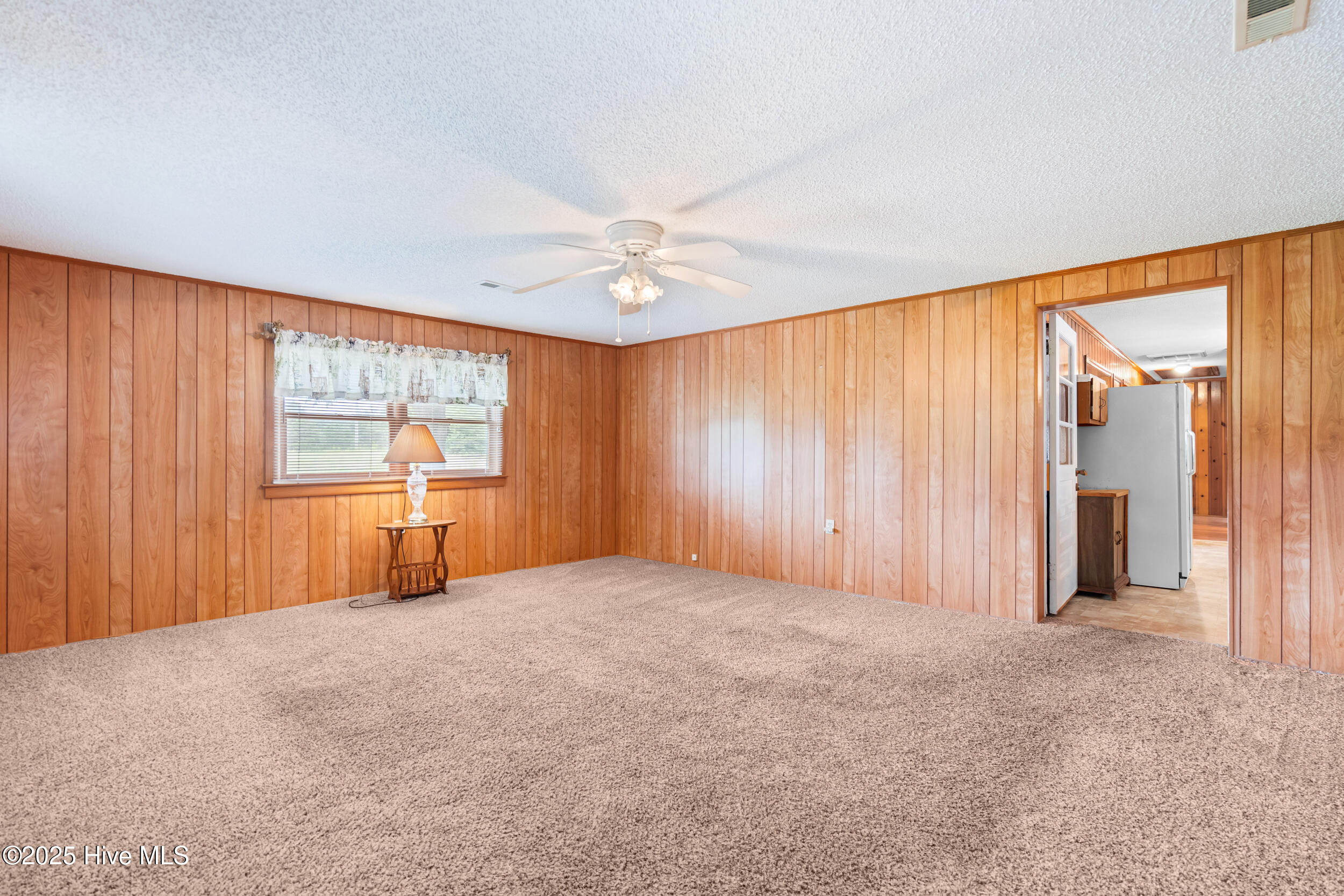 207 Wendell Road Property Photo 6