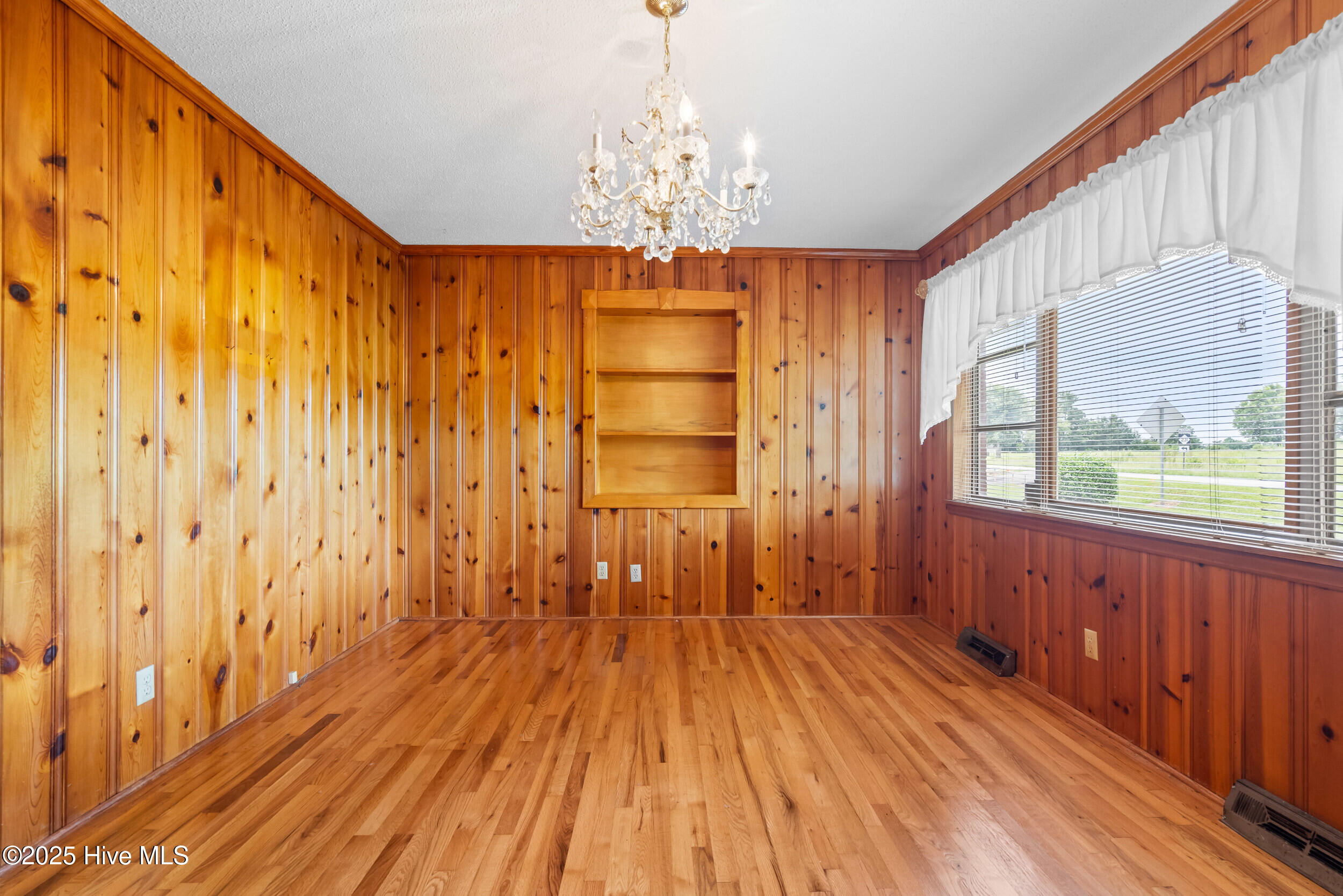 207 Wendell Road Property Photo 13