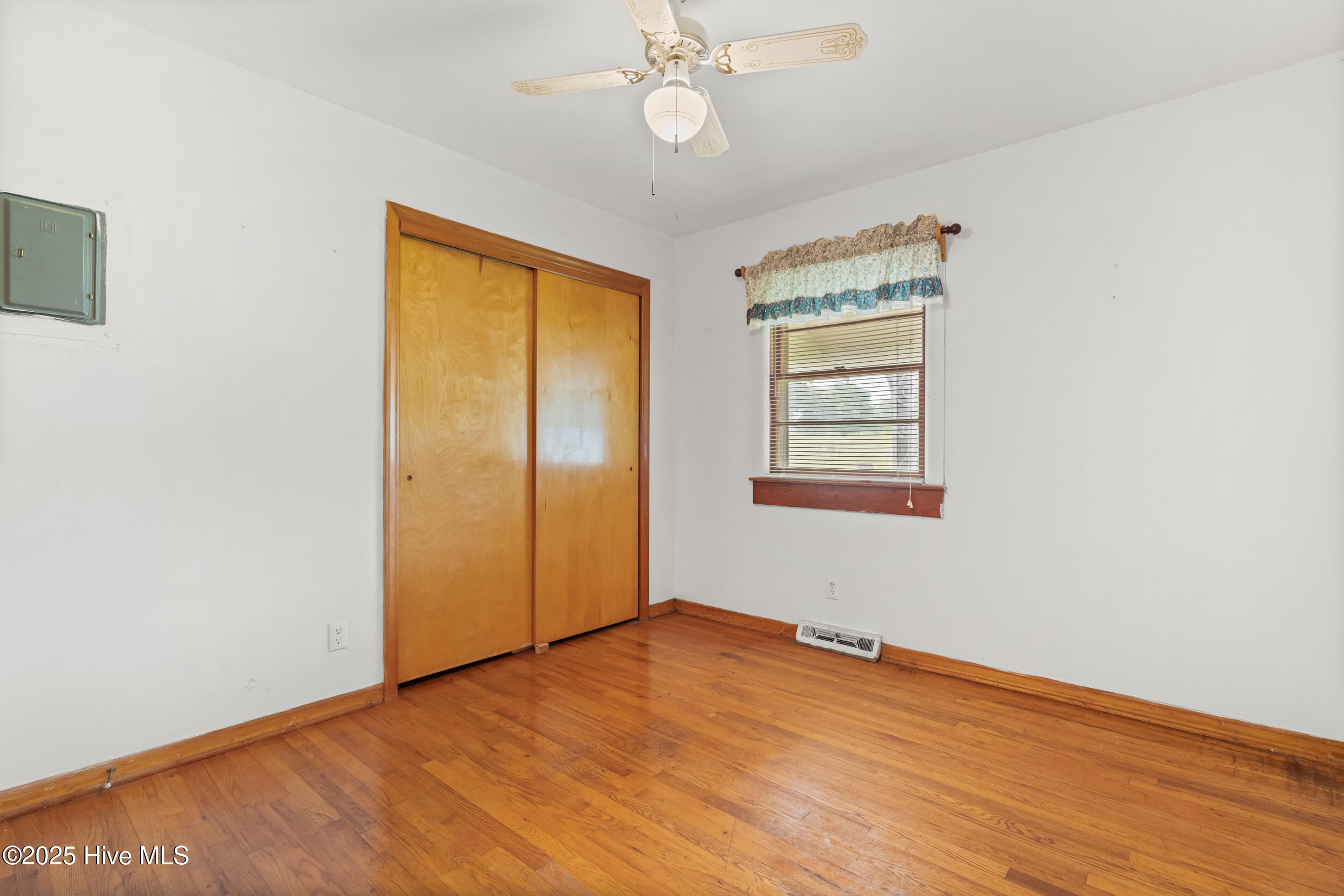207 Wendell Road Property Photo 23