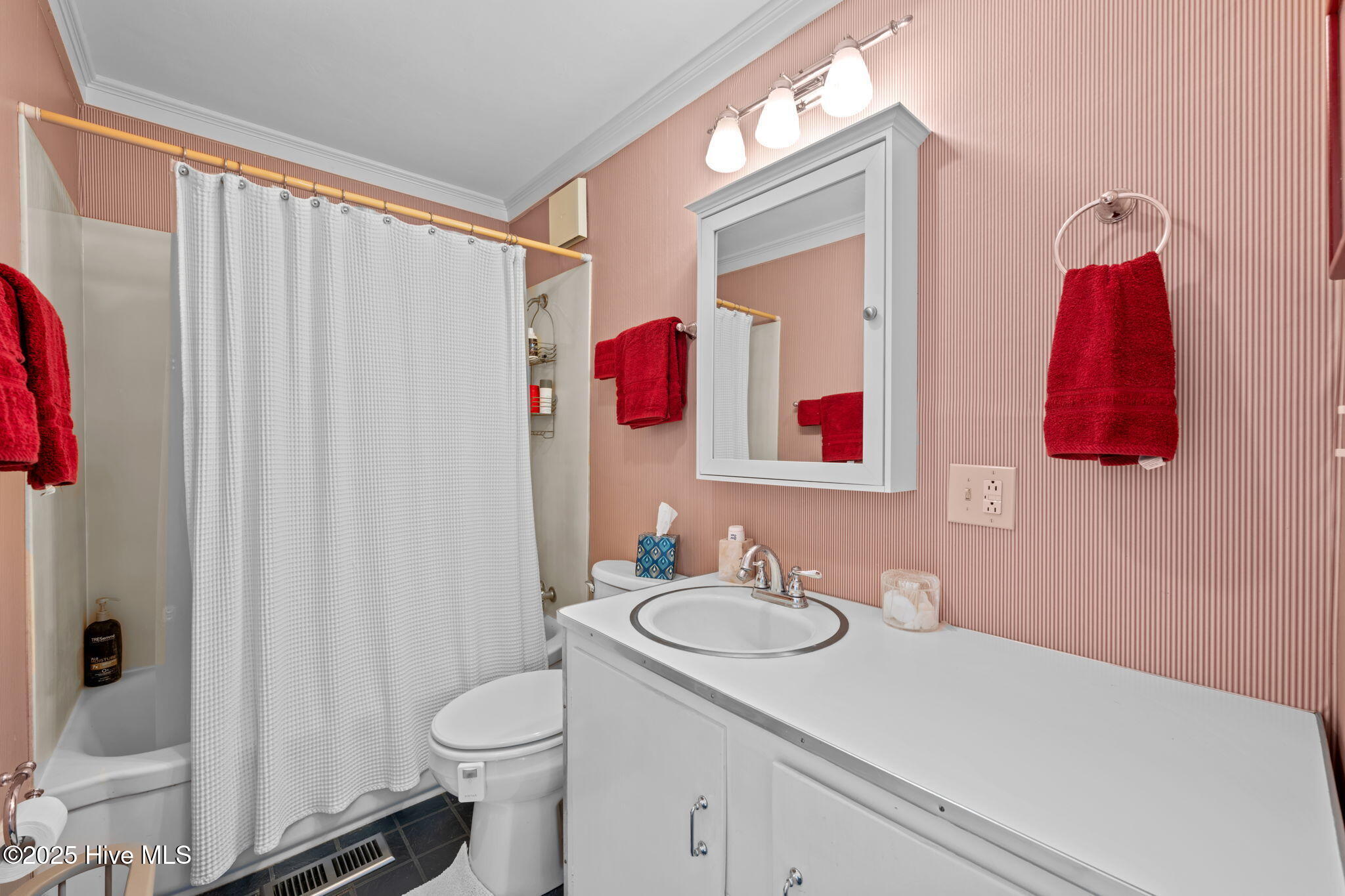 506 Broad Street Property Photo 16